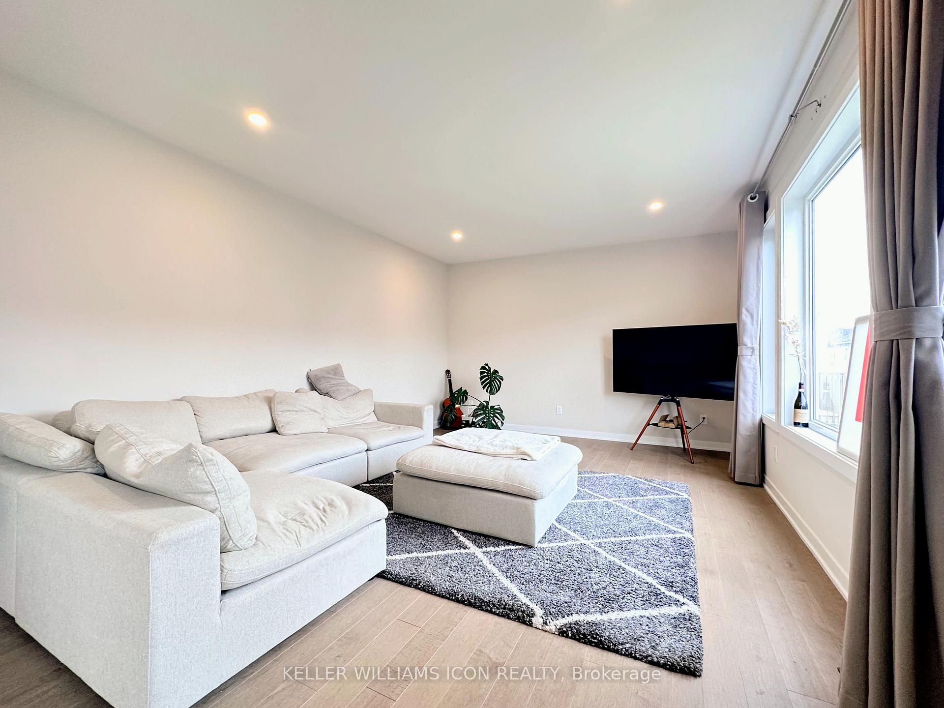 Photo 9 of 765 Eminence Street, Ottawa, Barrhaven - Half Moon Bay — HOMEH
