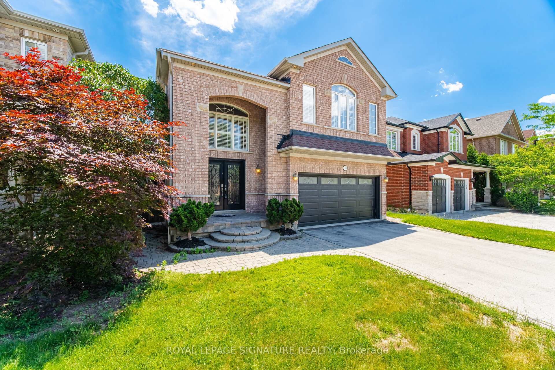 Photo 2 of 1420 Derby County Crescent, Oakville, West Oak Trails — HOMEH