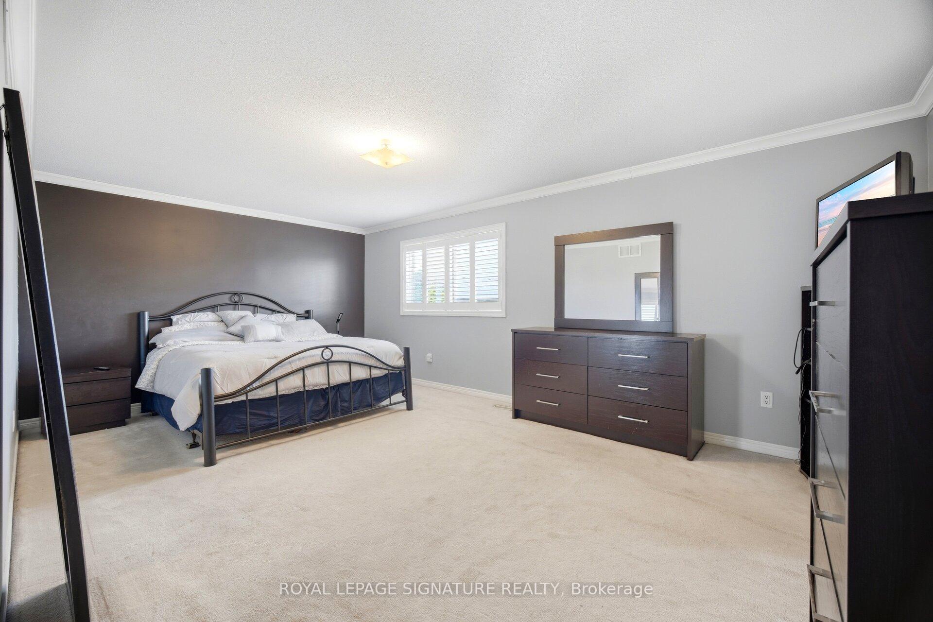 Photo 18 of 1420 Derby County Crescent, Oakville, West Oak Trails — HOMEH