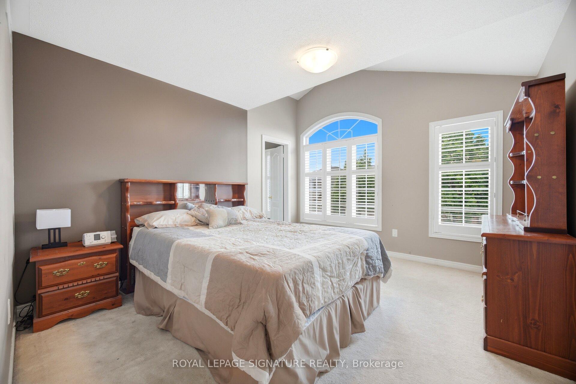 Photo 22 of 1420 Derby County Crescent, Oakville, West Oak Trails — HOMEH