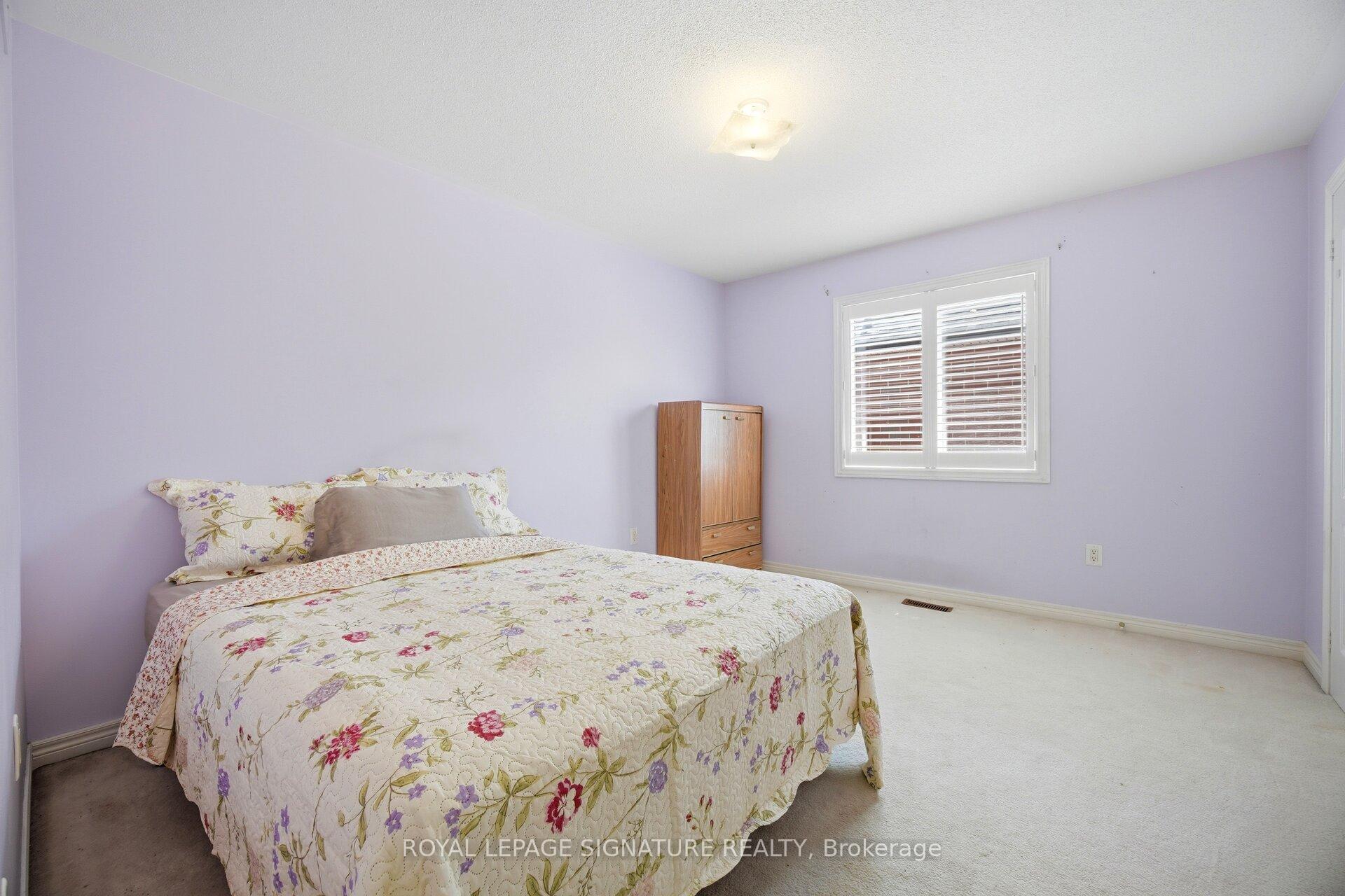 Photo 24 of 1420 Derby County Crescent, Oakville, West Oak Trails — HOMEH