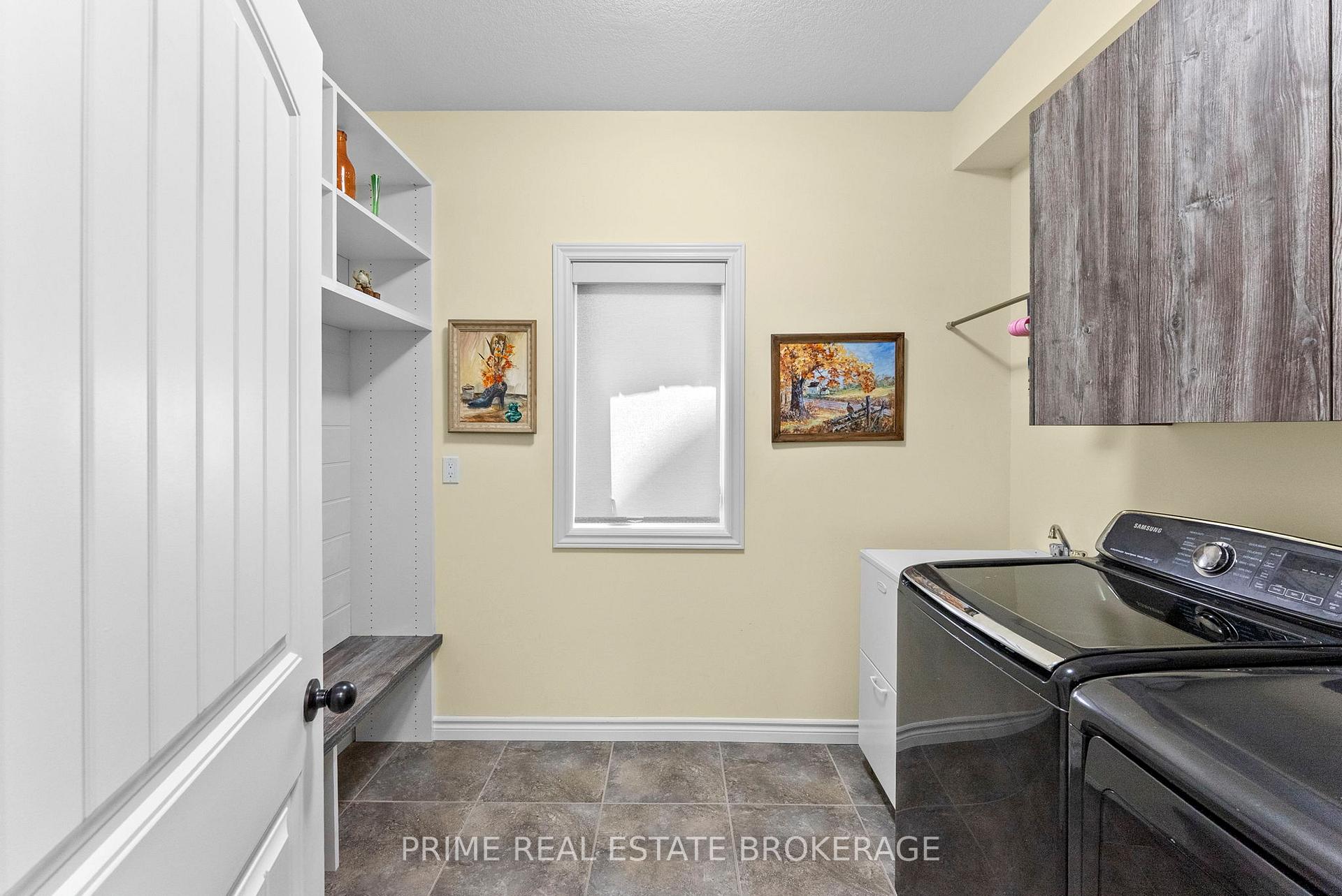 Photo 19 of 2211 Springridge Drive, London, North C — HOMEH