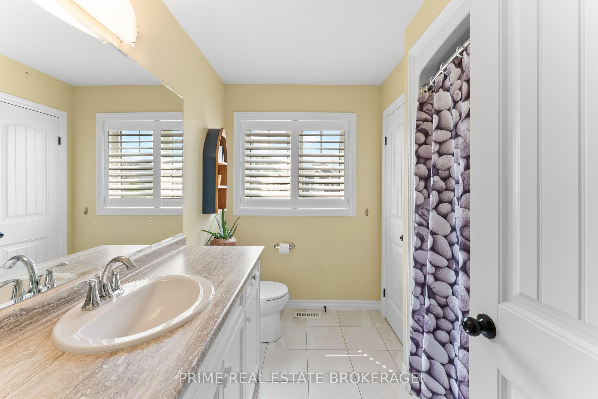 Photo 24 of 2211 Springridge Drive, London, North C — HOMEH
