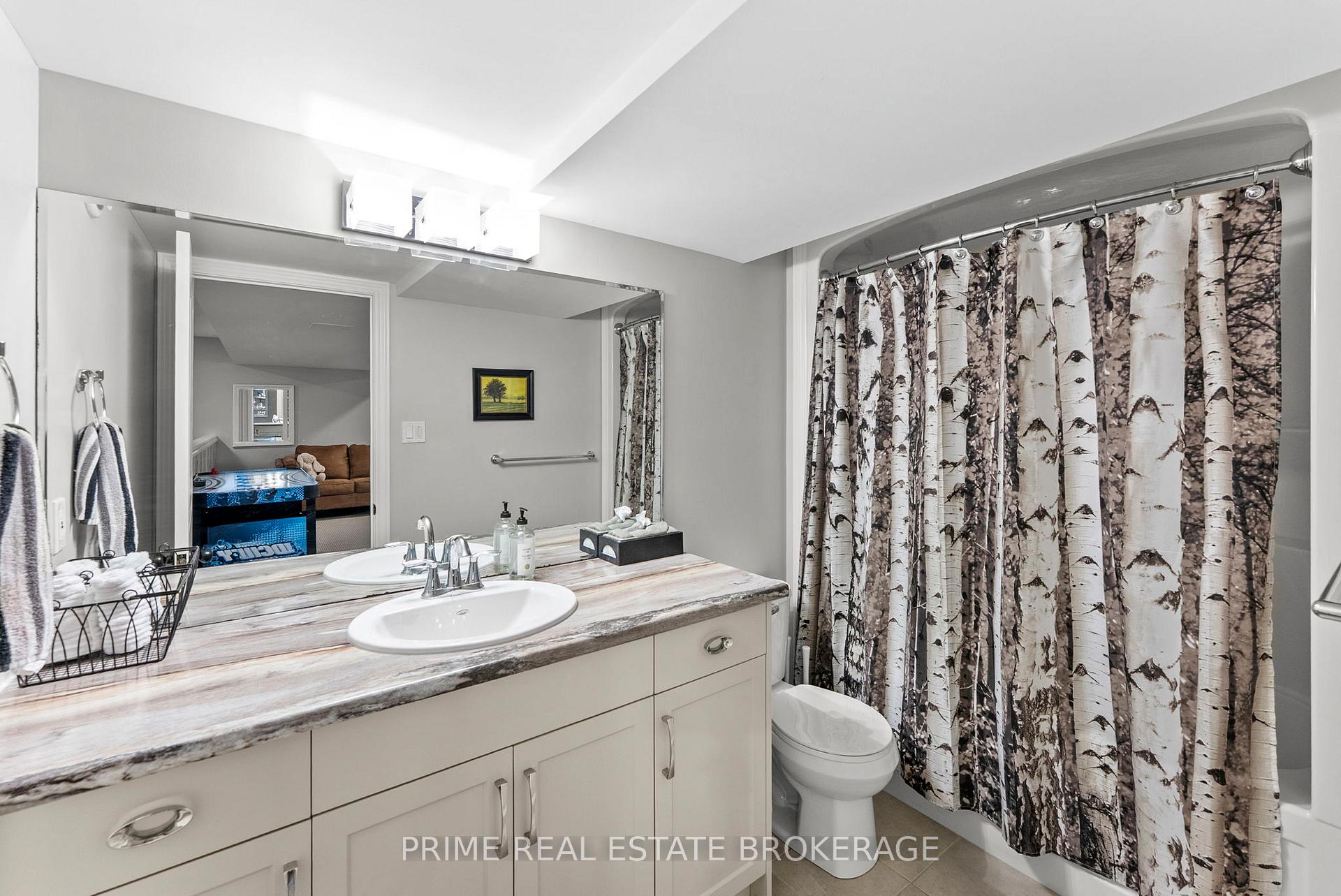 Photo 43 of 2211 Springridge Drive, London, North C — HOMEH