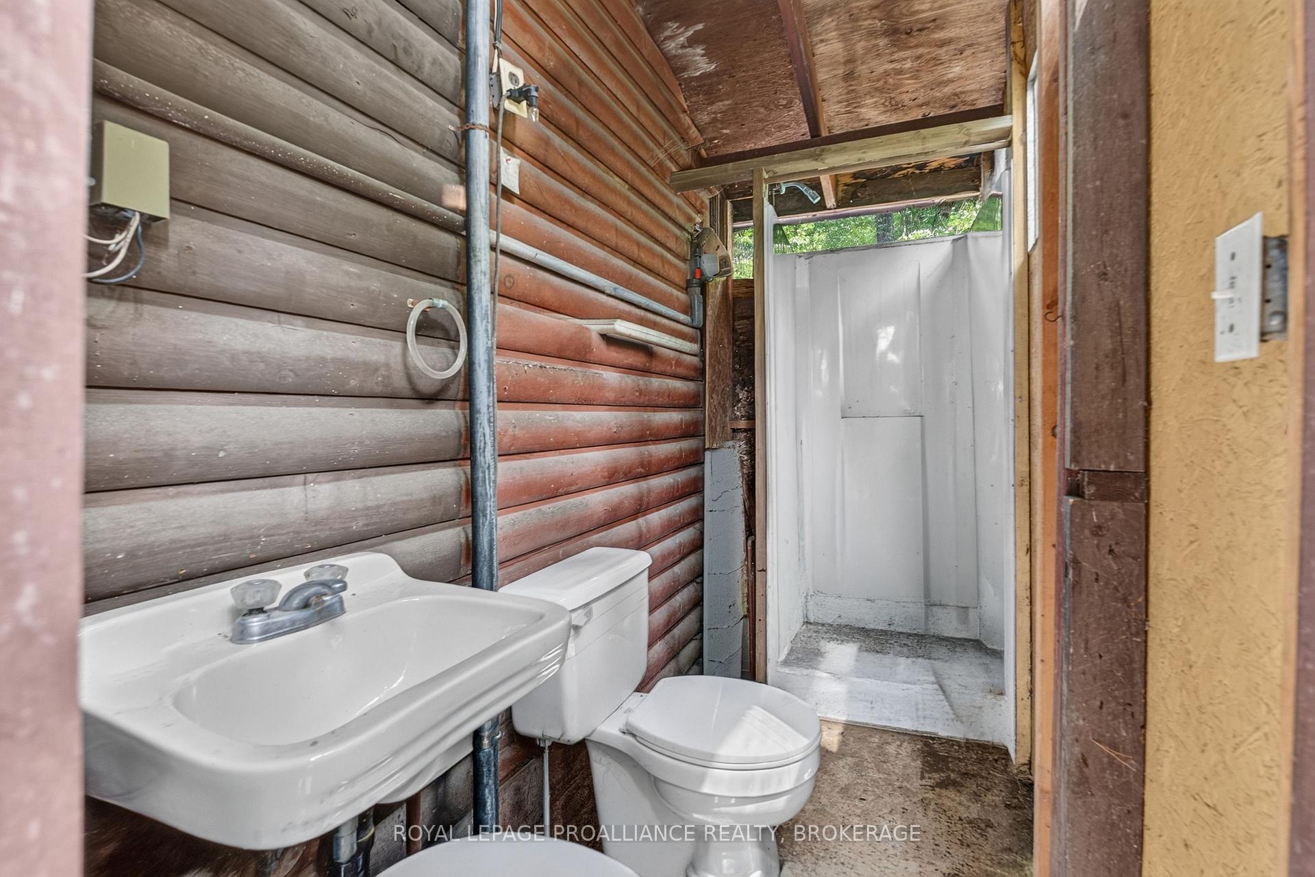 Photo 17 of 1135 Twin Island Lane, Frontenac, Frontenac South — HOMEH