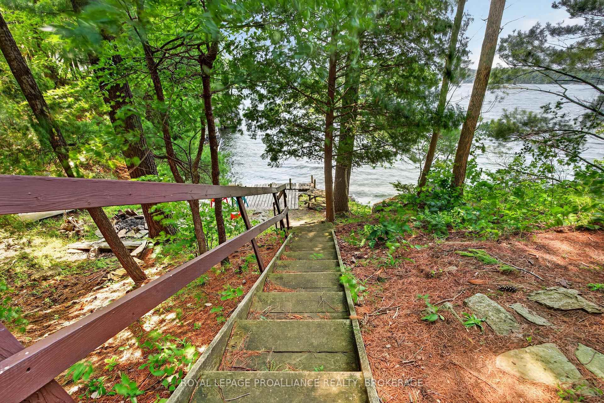 Photo 19 of 1135 Twin Island Lane, Frontenac, Frontenac South — HOMEH