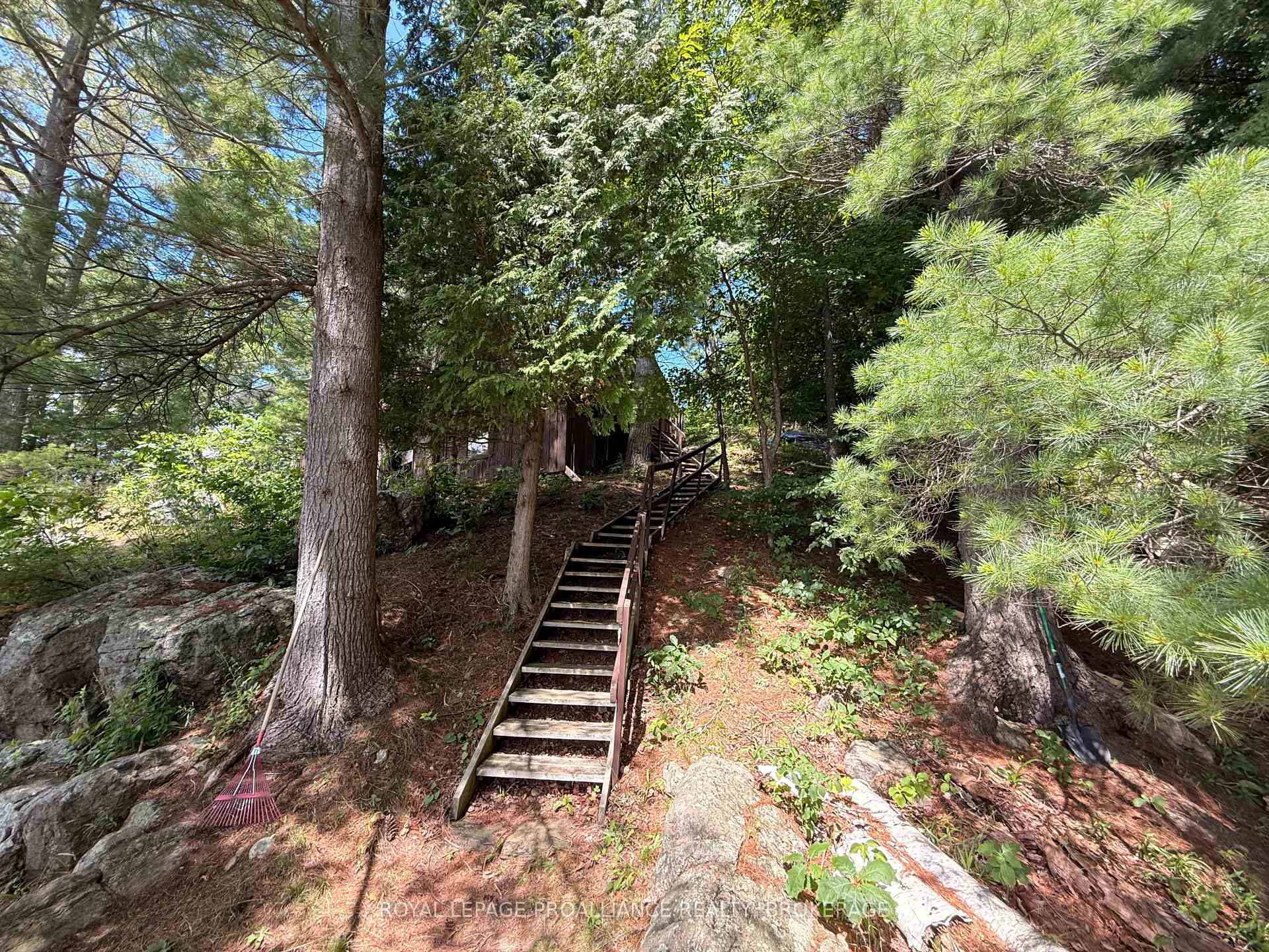 Photo 27 of 1135 Twin Island Lane, Frontenac, Frontenac South — HOMEH