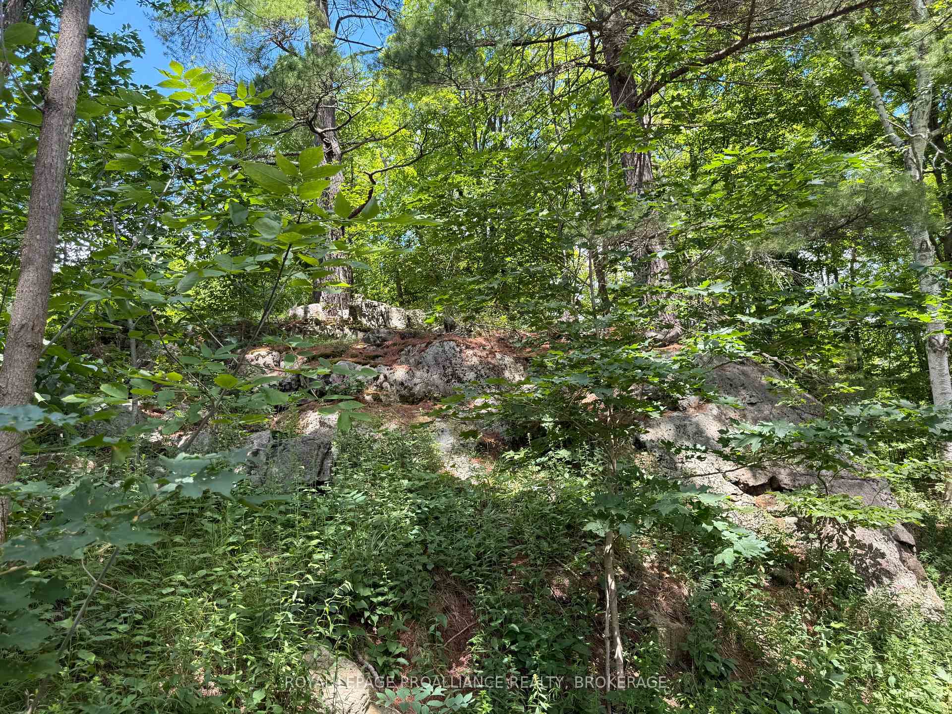 Photo 32 of 1135 Twin Island Lane, Frontenac, Frontenac South — HOMEH