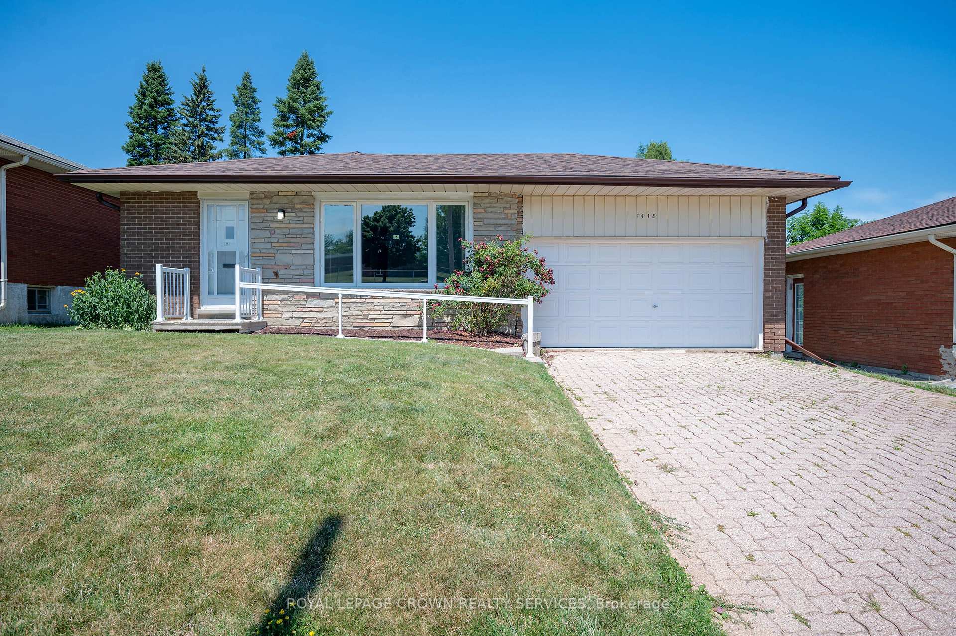 Photo 1 of 1418 Queens Boulevard, Kitchener, Forest Hill — HOMEH