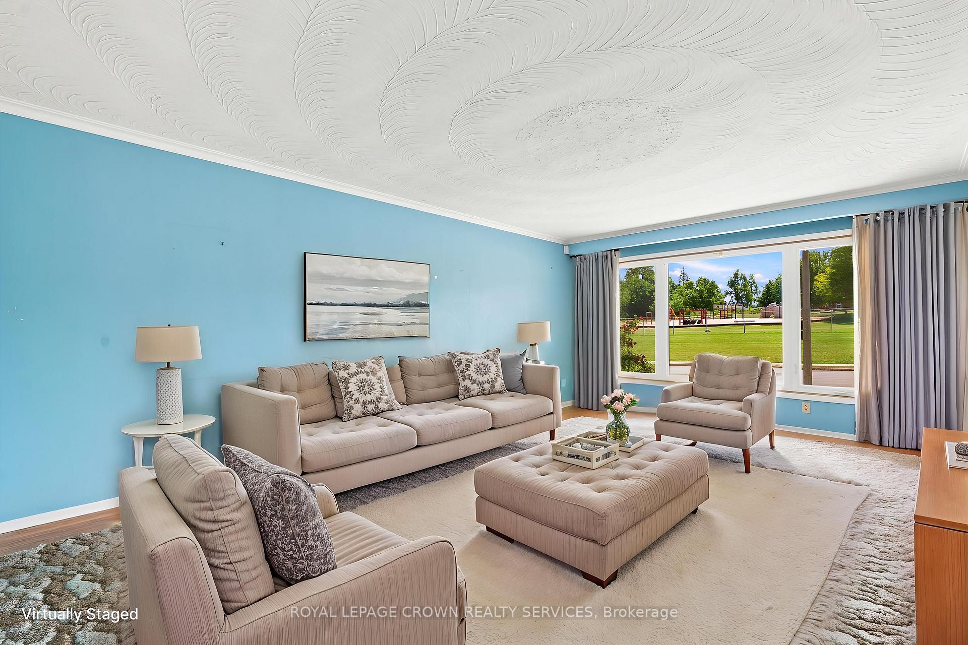 Photo 9 of 1418 Queens Boulevard, Kitchener, Forest Hill — HOMEH