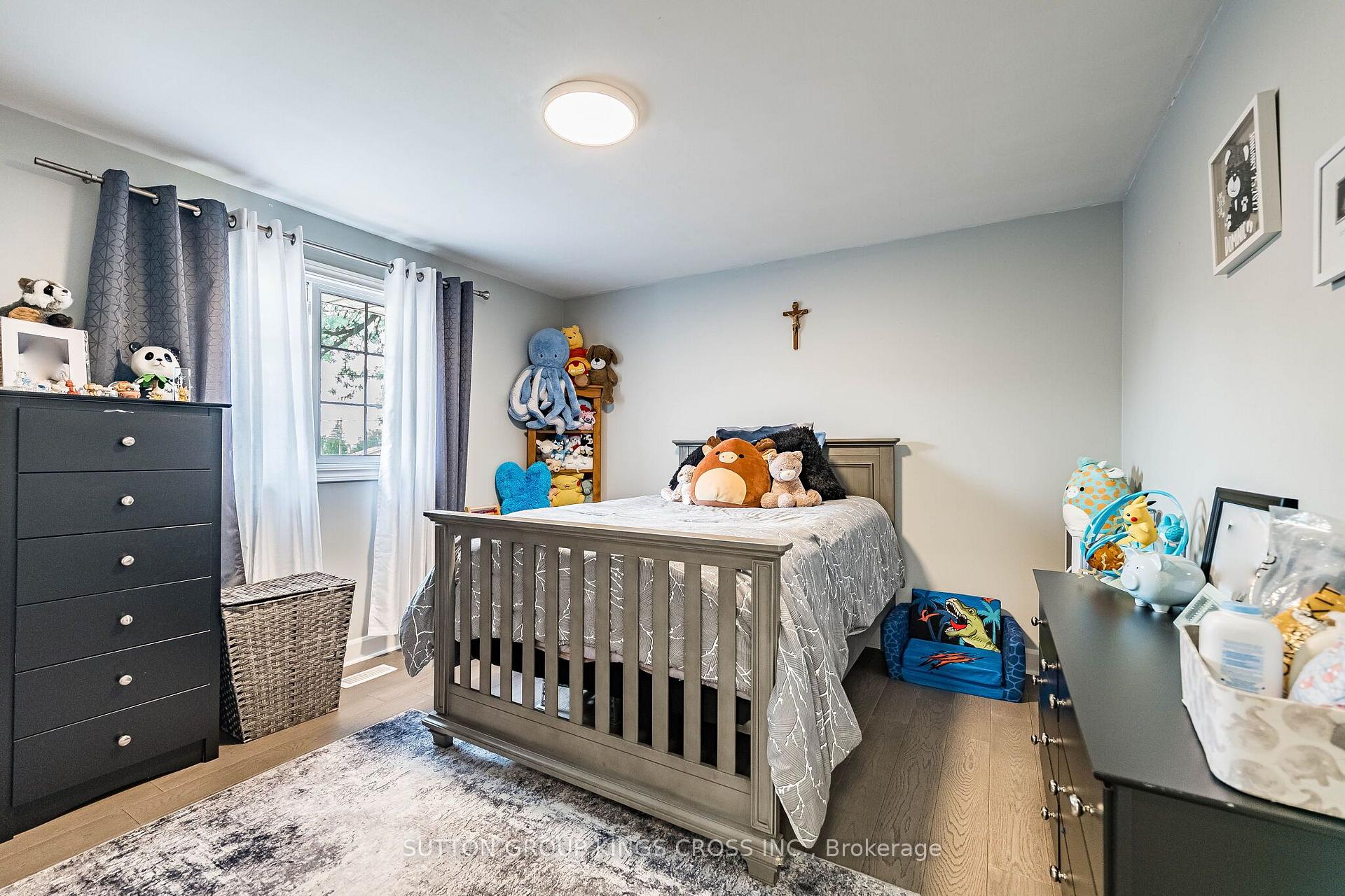 Photo 10 of 2 Maitland Avenue, Hamilton, Greeningdon — HOMEH