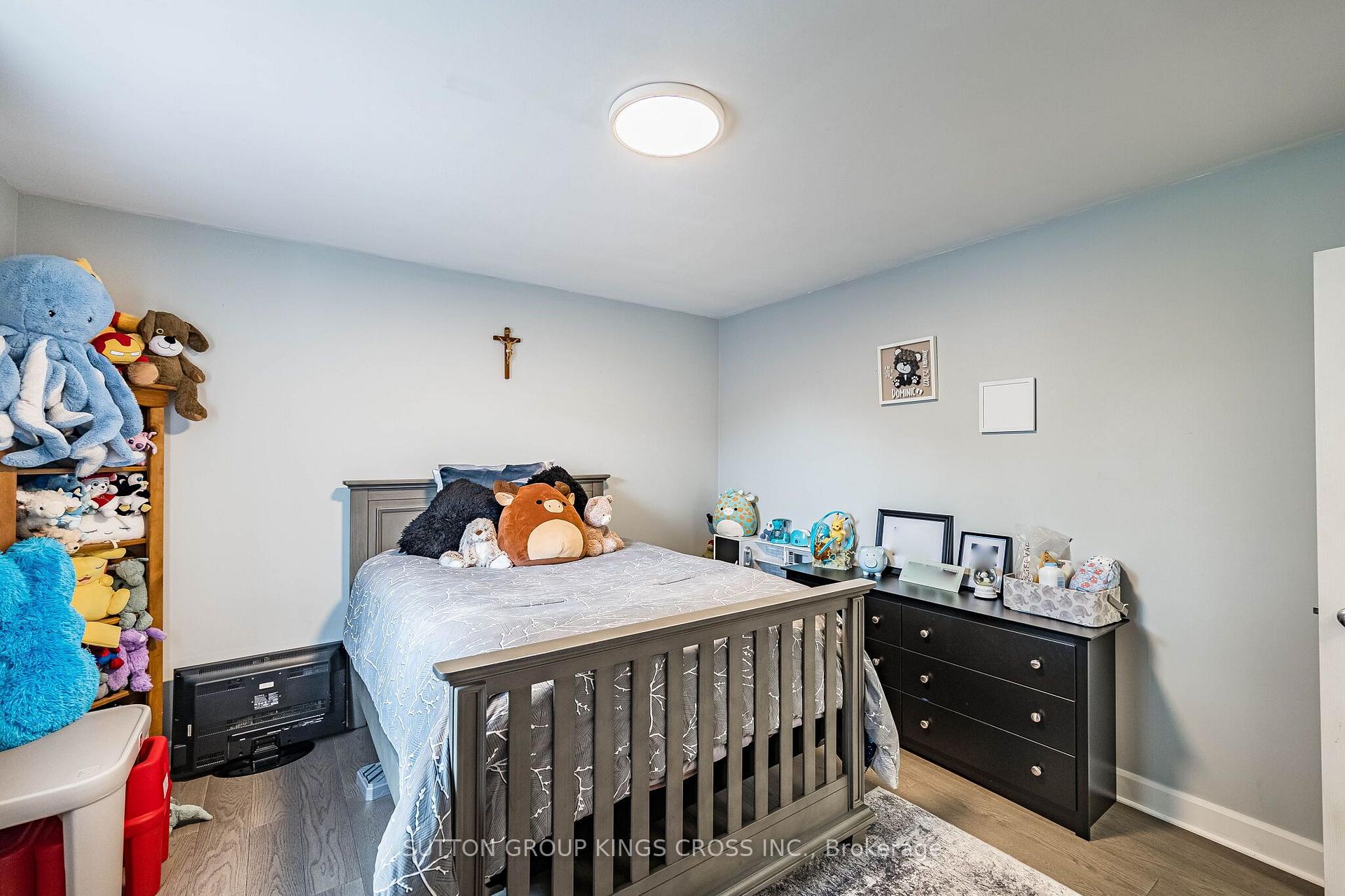 Photo 11 of 2 Maitland Avenue, Hamilton, Greeningdon — HOMEH