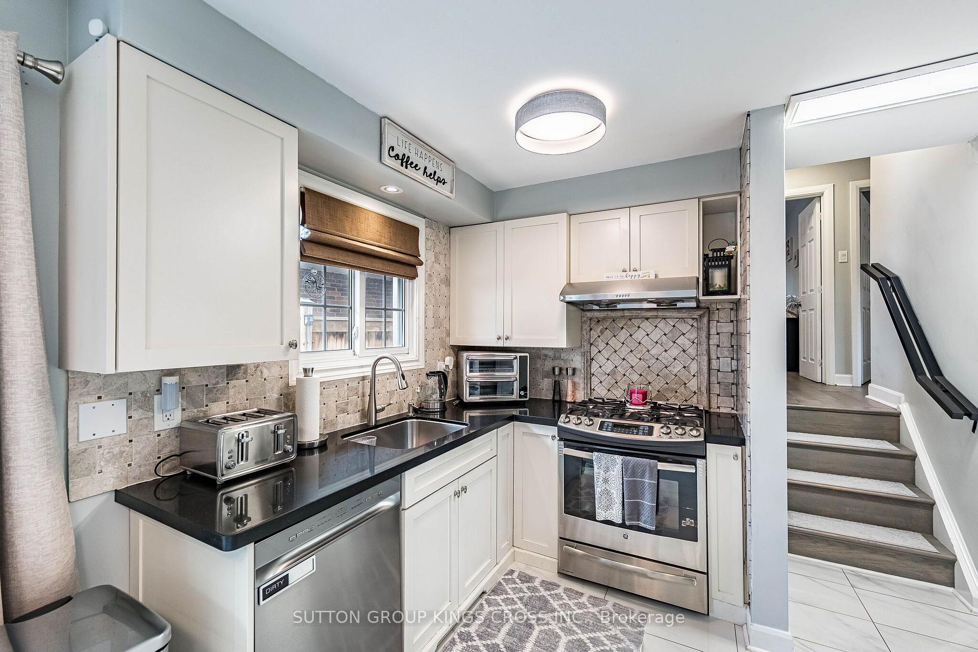 Photo 40 of 2 Maitland Avenue, Hamilton, Greeningdon — HOMEH