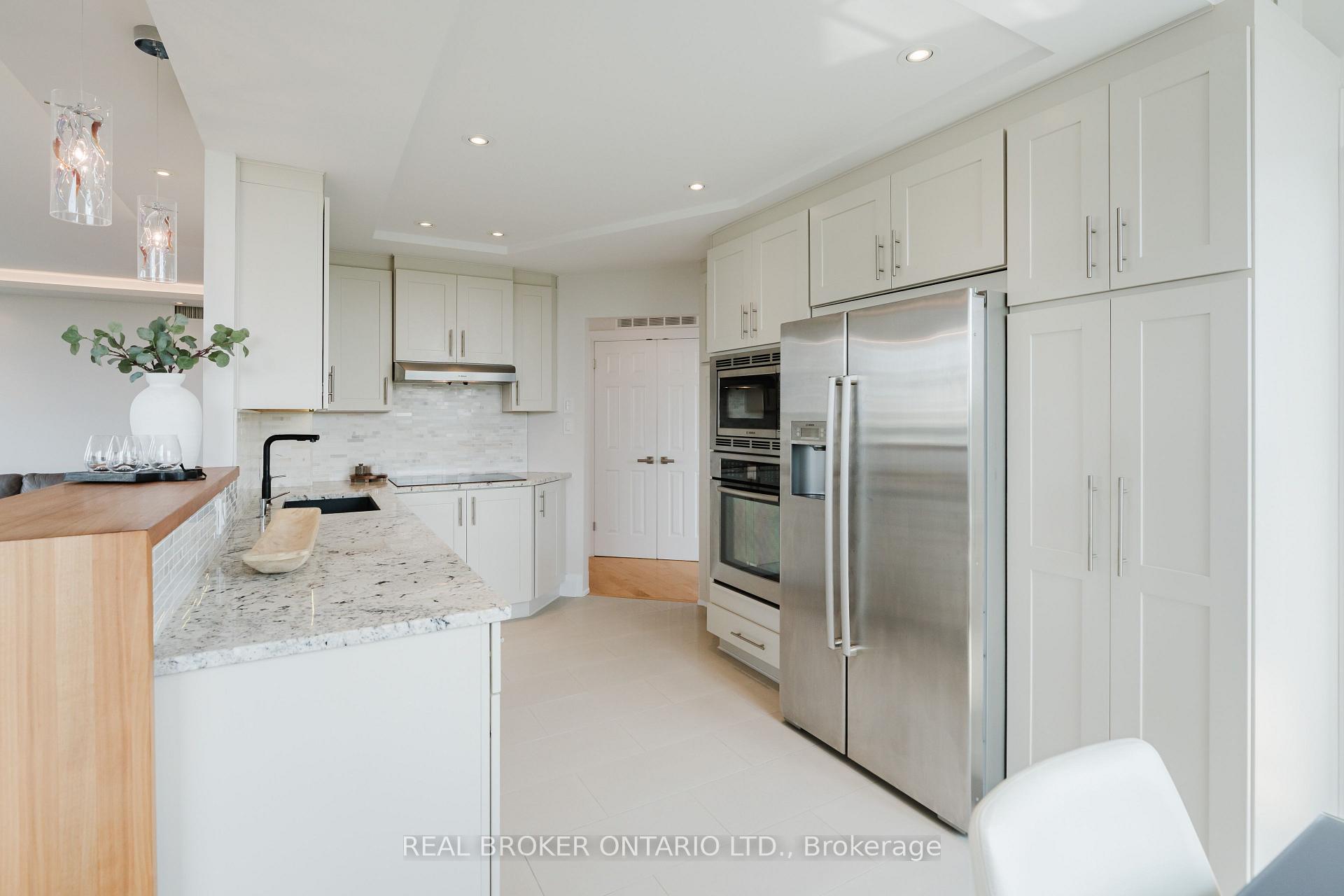 Photo 14 of Unit 806, 1480 Riverside Drive, Ottawa, Riverview Park — HOMEH