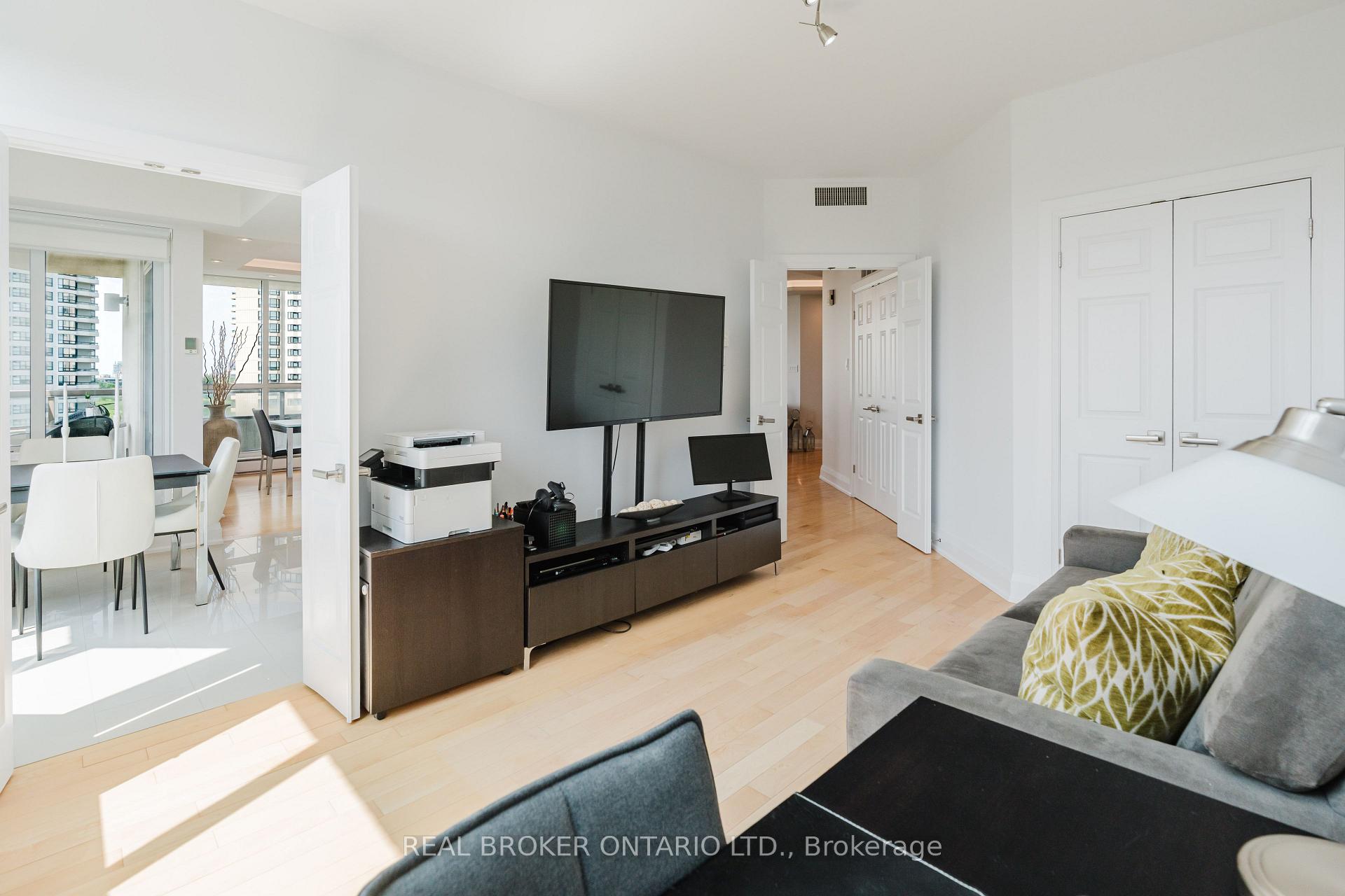Photo 16 of Unit 806, 1480 Riverside Drive, Ottawa, Riverview Park — HOMEH