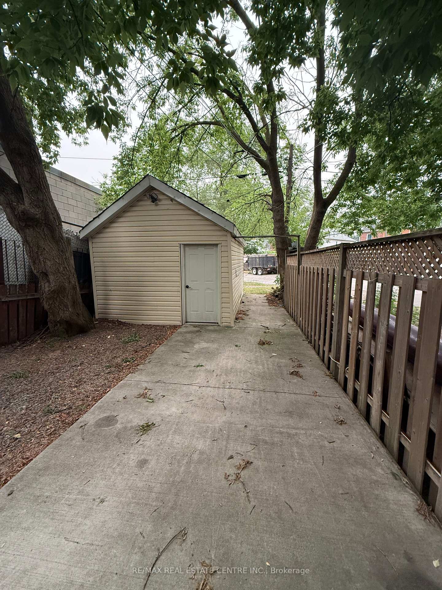 Photo 1 of 6 Ray Avenue, Toronto, Weston-Pellam Park — HOMEH
