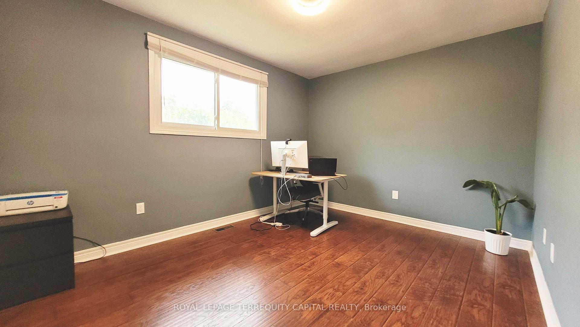 Photo 13 of 16 Mayfair Court, St. Catharines, Carlton/Bunting — HOMEH