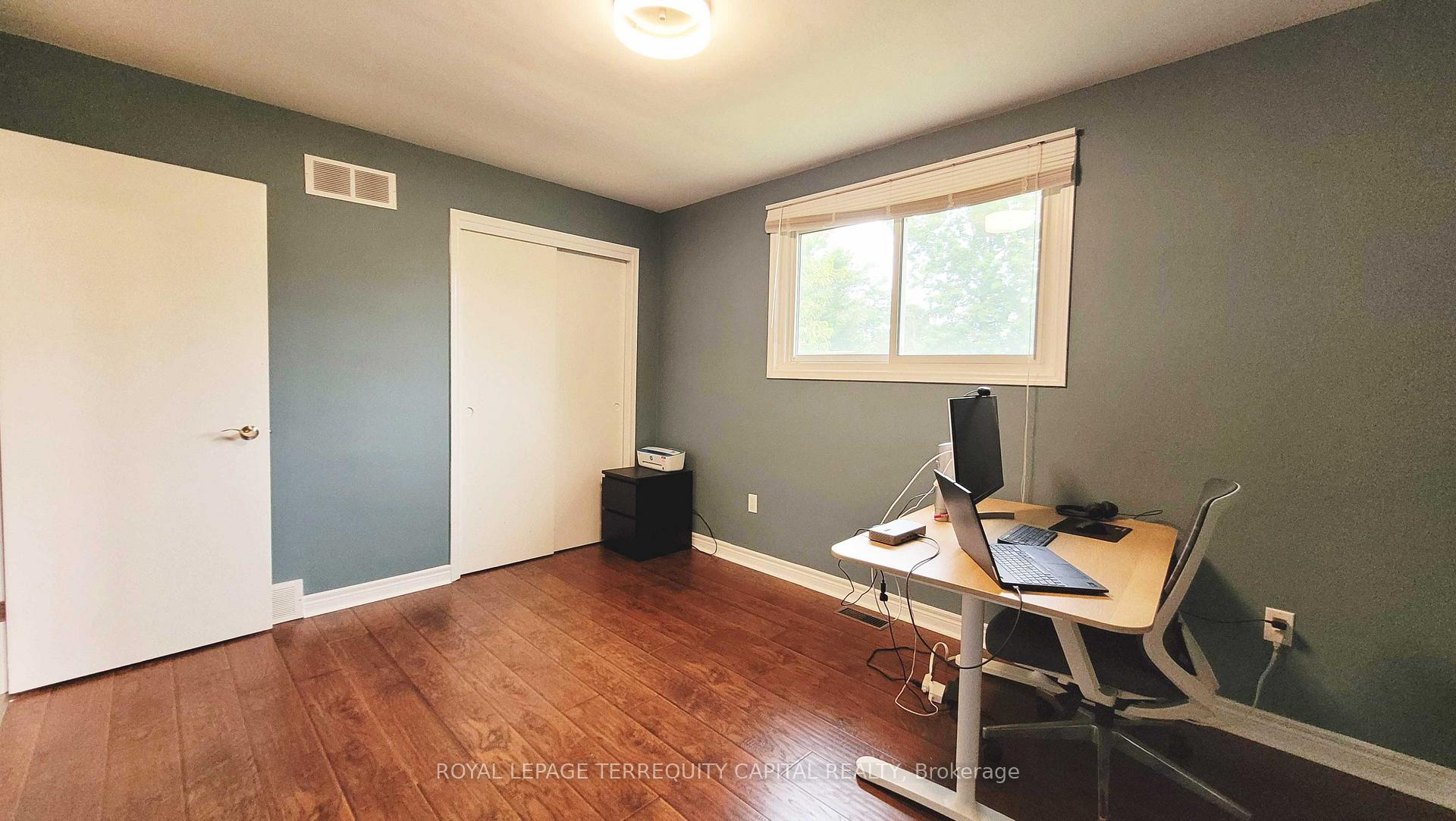 Photo 14 of 16 Mayfair Court, St. Catharines, Carlton/Bunting — HOMEH