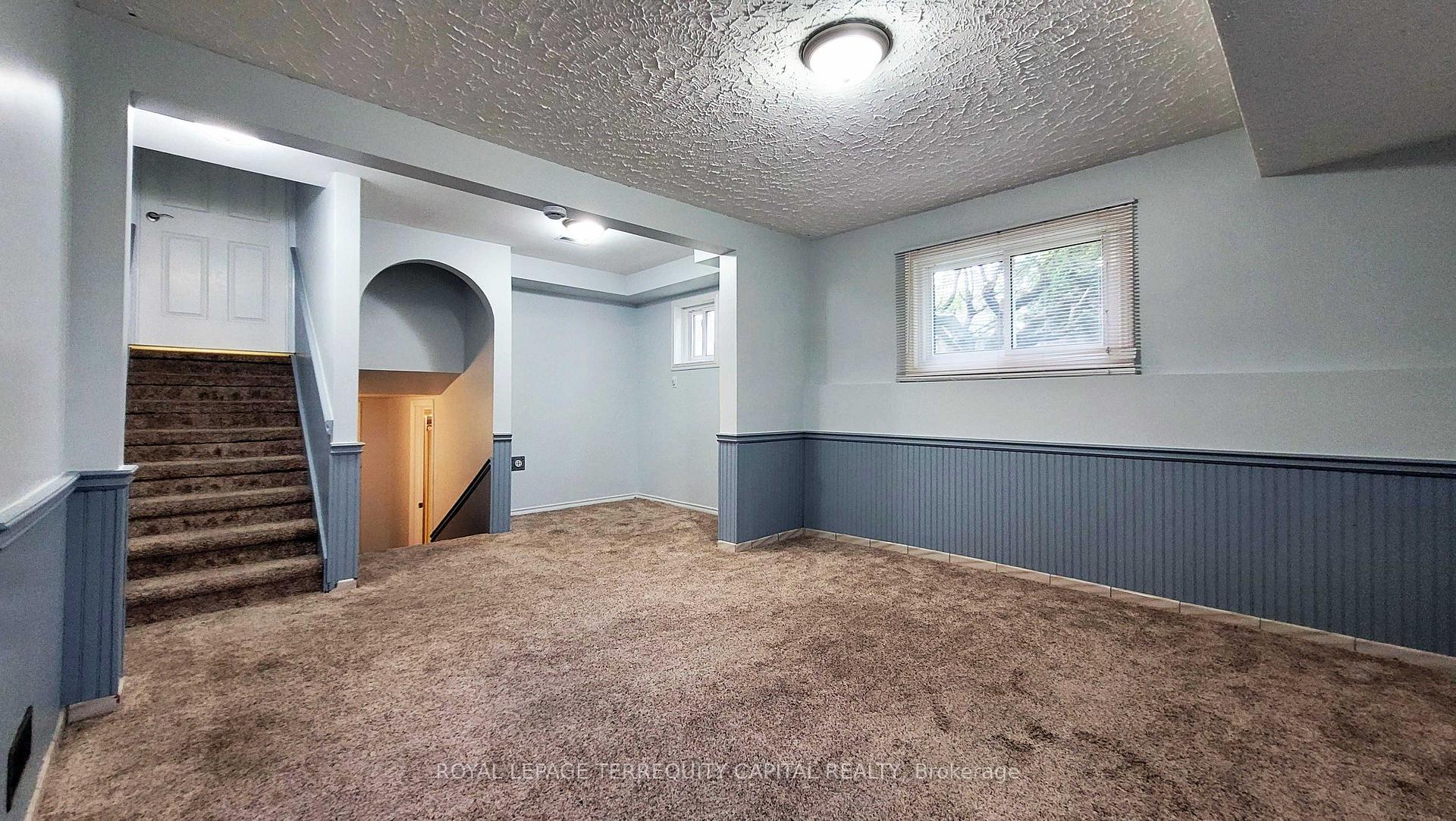 Photo 19 of 16 Mayfair Court, St. Catharines, Carlton/Bunting — HOMEH