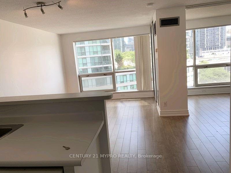 Photo 7 of Unit 605, 10 Yonge Street, Toronto, Waterfront Communities — HOMEH