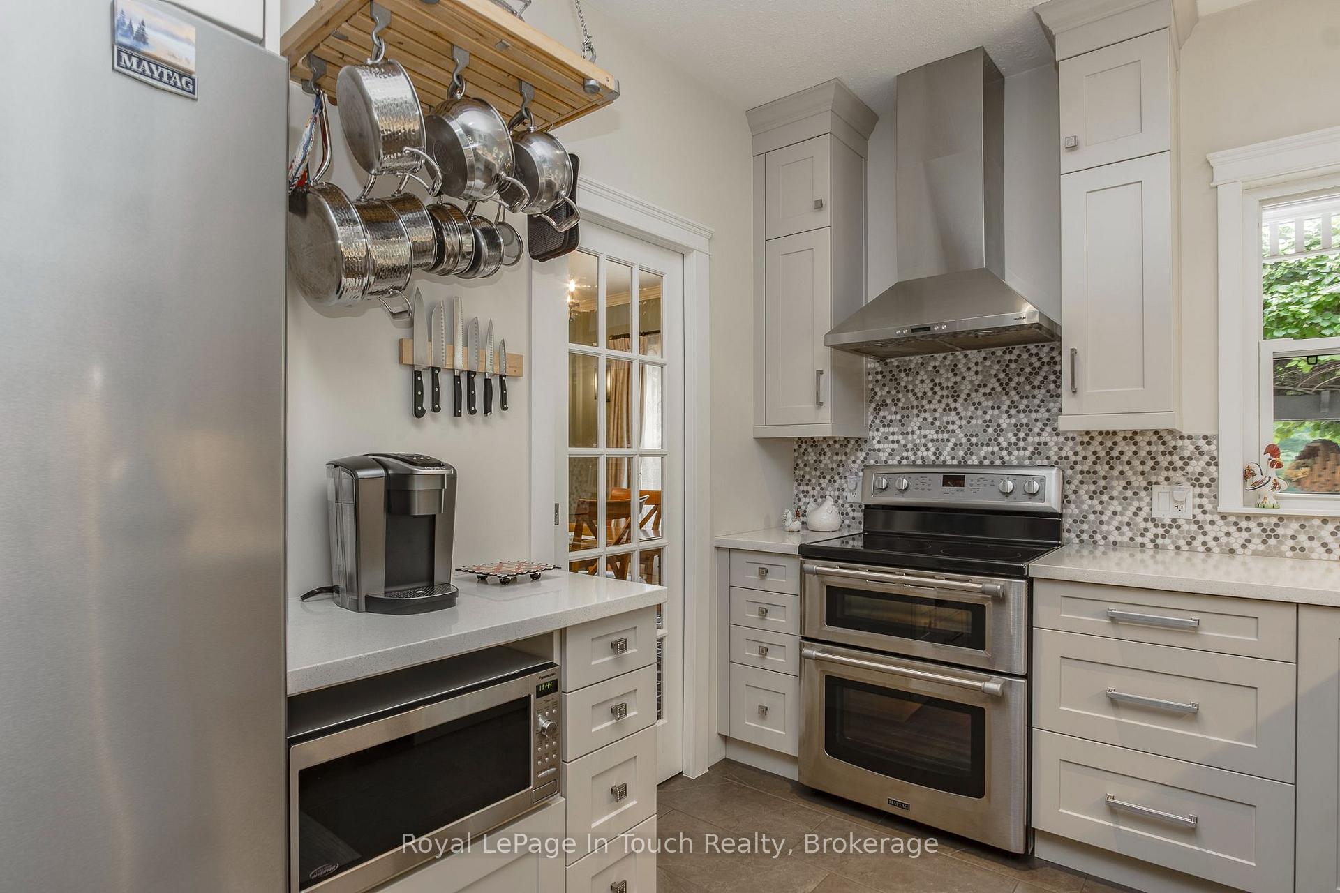 Photo 11 of 110 Rue Jules Leger Road, Tiny, Rural Tiny — HOMEH