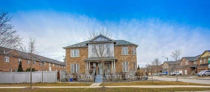 Photo 13 of Unit Bsmt, 155 Rideau Drive, Richmond Hill, Langstaff — HOMEH