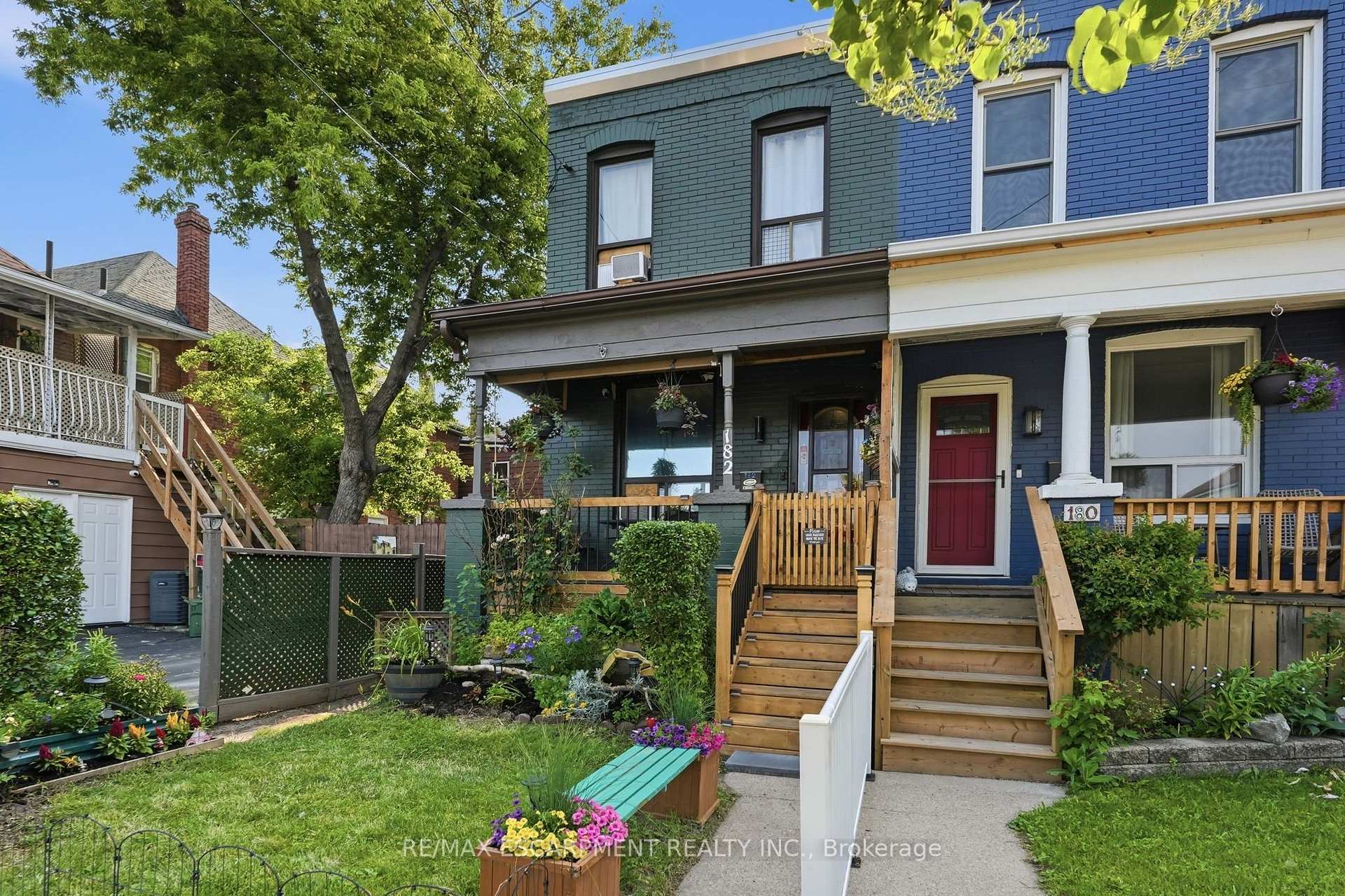 Photo 2 of 182 Cavell Avenue, Hamilton, Crown Point — HOMEH