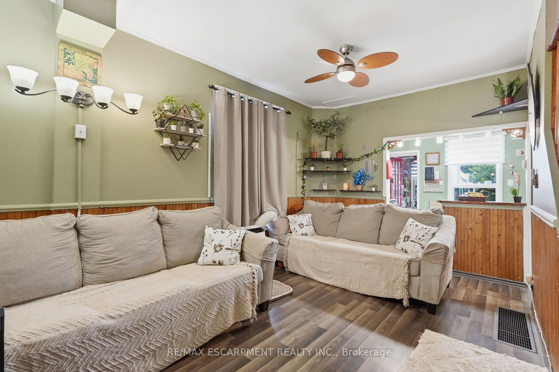 Photo 7 of 182 Cavell Avenue, Hamilton, Crown Point — HOMEH