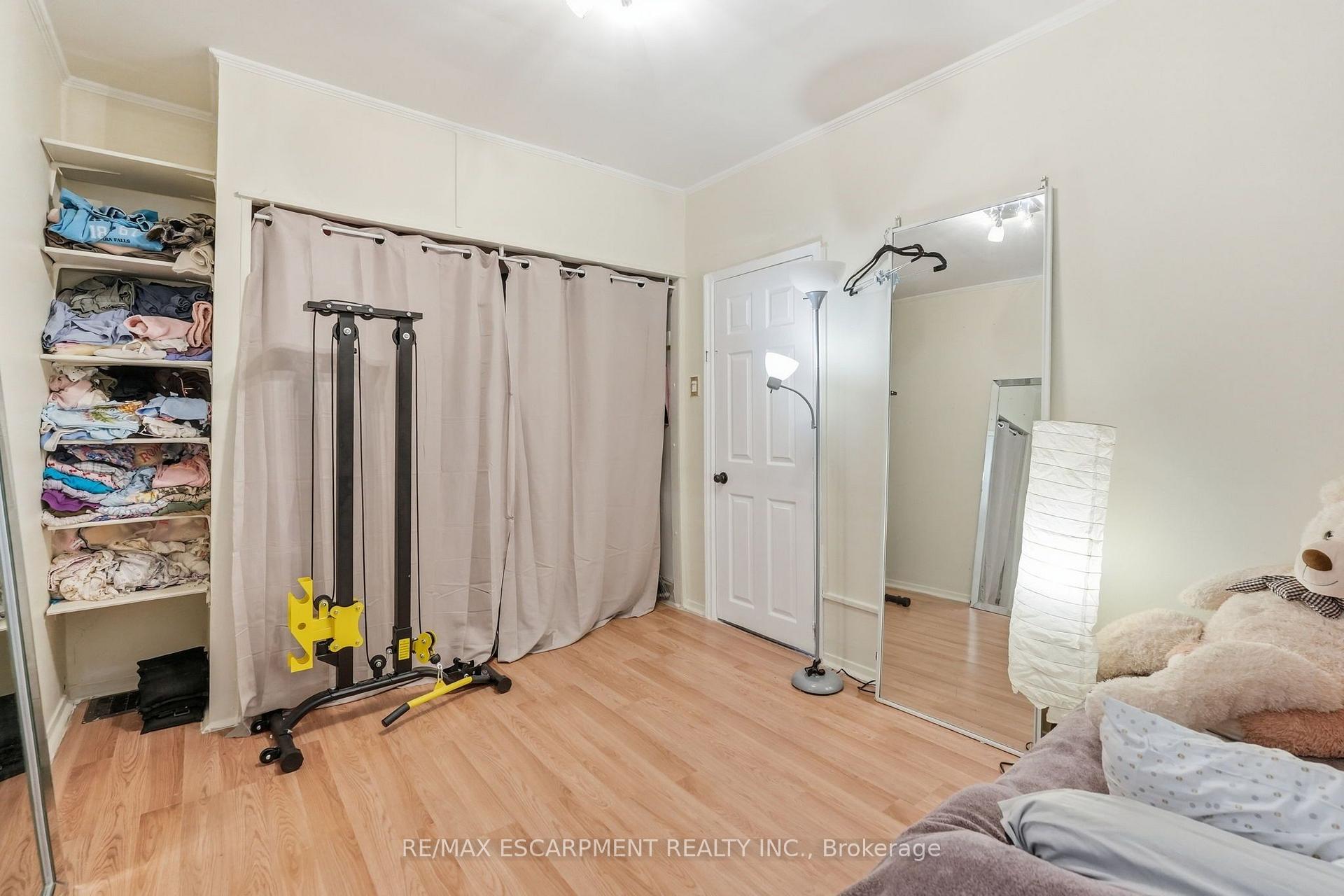 Photo 23 of 182 Cavell Avenue, Hamilton, Crown Point — HOMEH