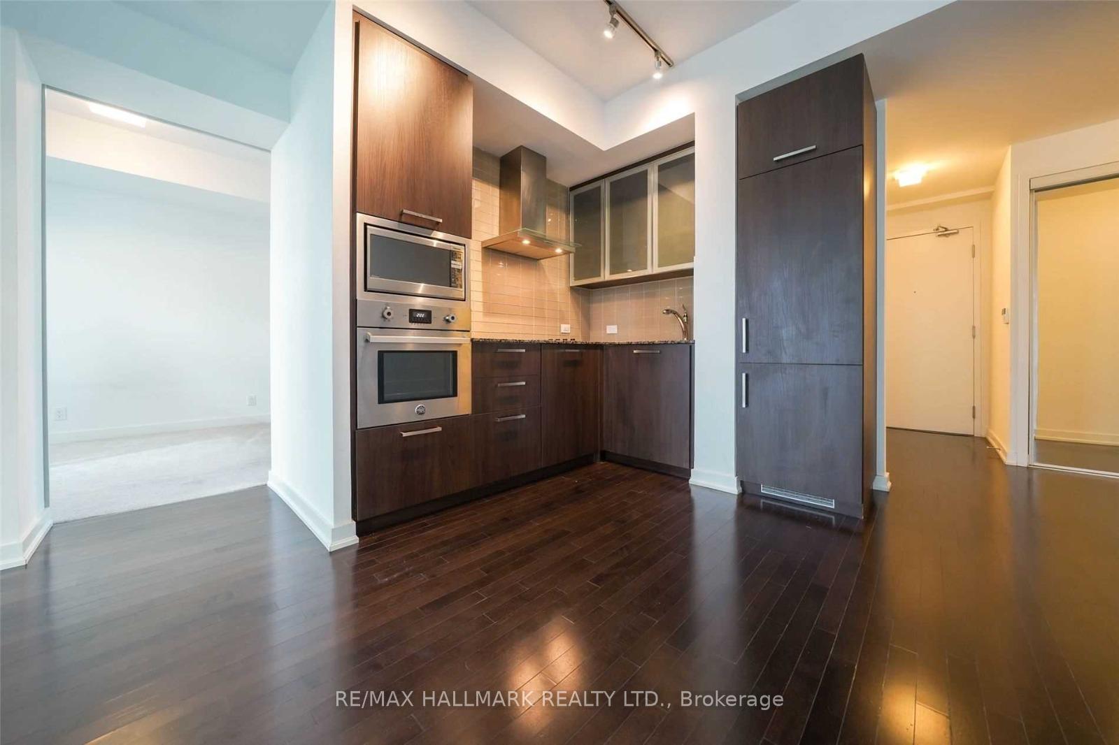 Photo 3 of Unit 2810, 14 York Street, Toronto, Waterfront Communities — HOMEH