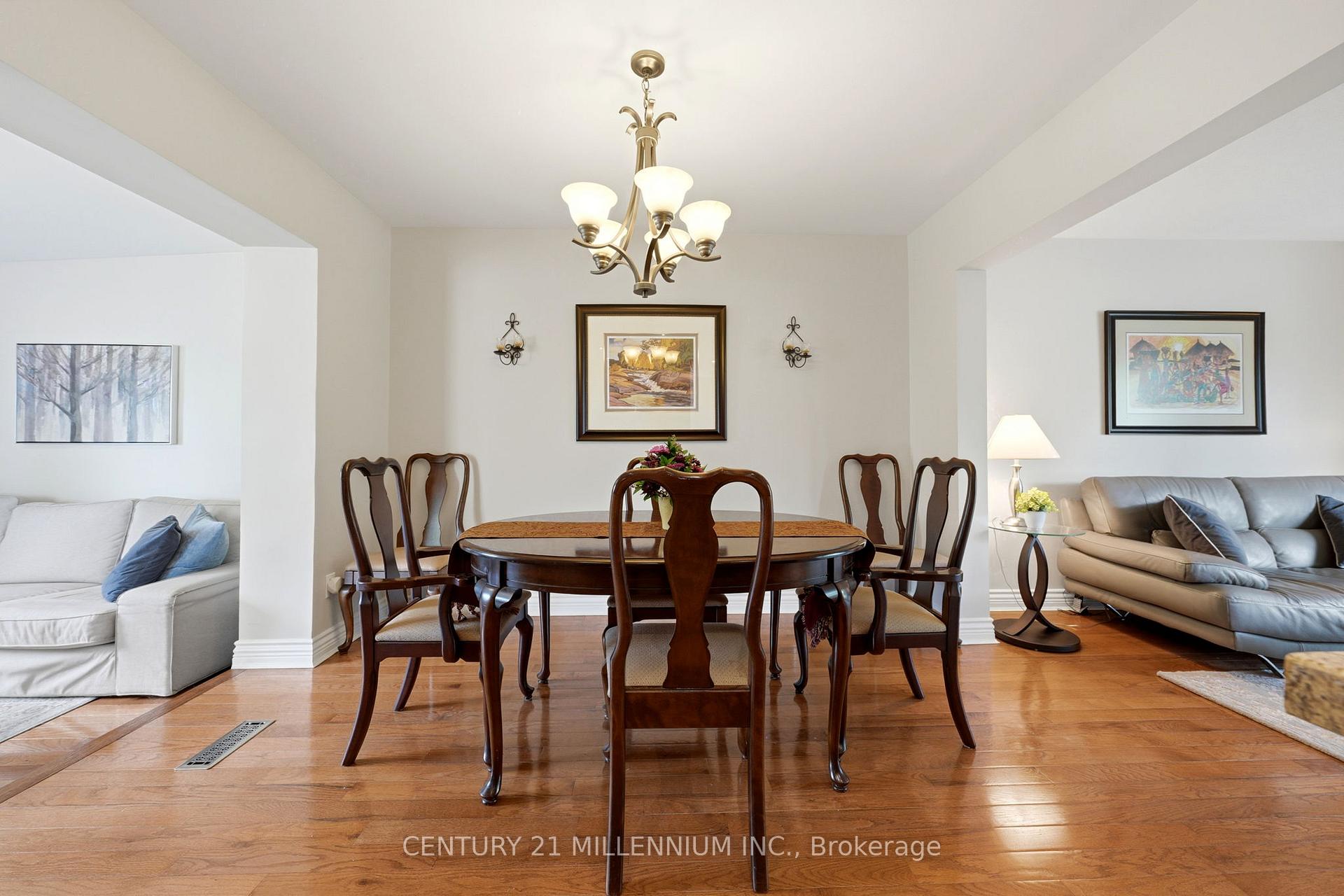 Photo 6 of 46 Dunblaine Crescent, Brampton, Southgate — HOMEH