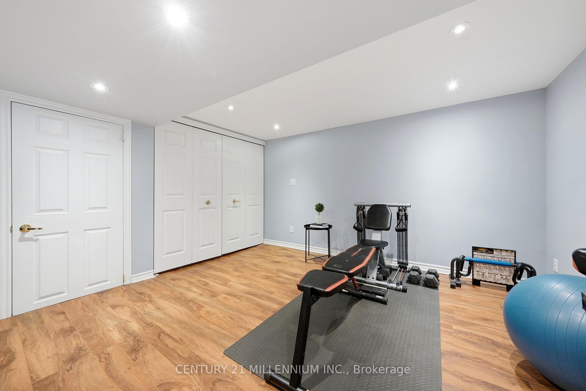 Photo 24 of 46 Dunblaine Crescent, Brampton, Southgate — HOMEH