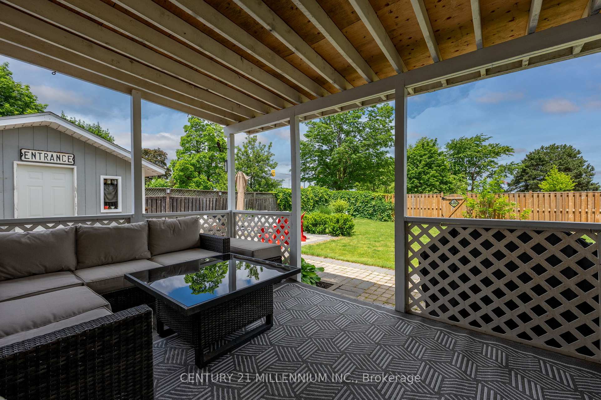 Photo 33 of 46 Dunblaine Crescent, Brampton, Southgate — HOMEH