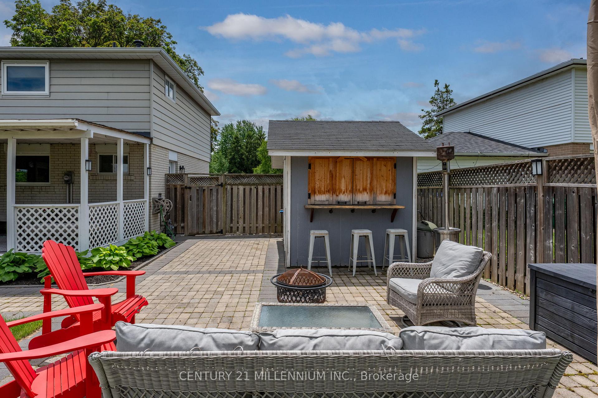 Photo 35 of 46 Dunblaine Crescent, Brampton, Southgate — HOMEH