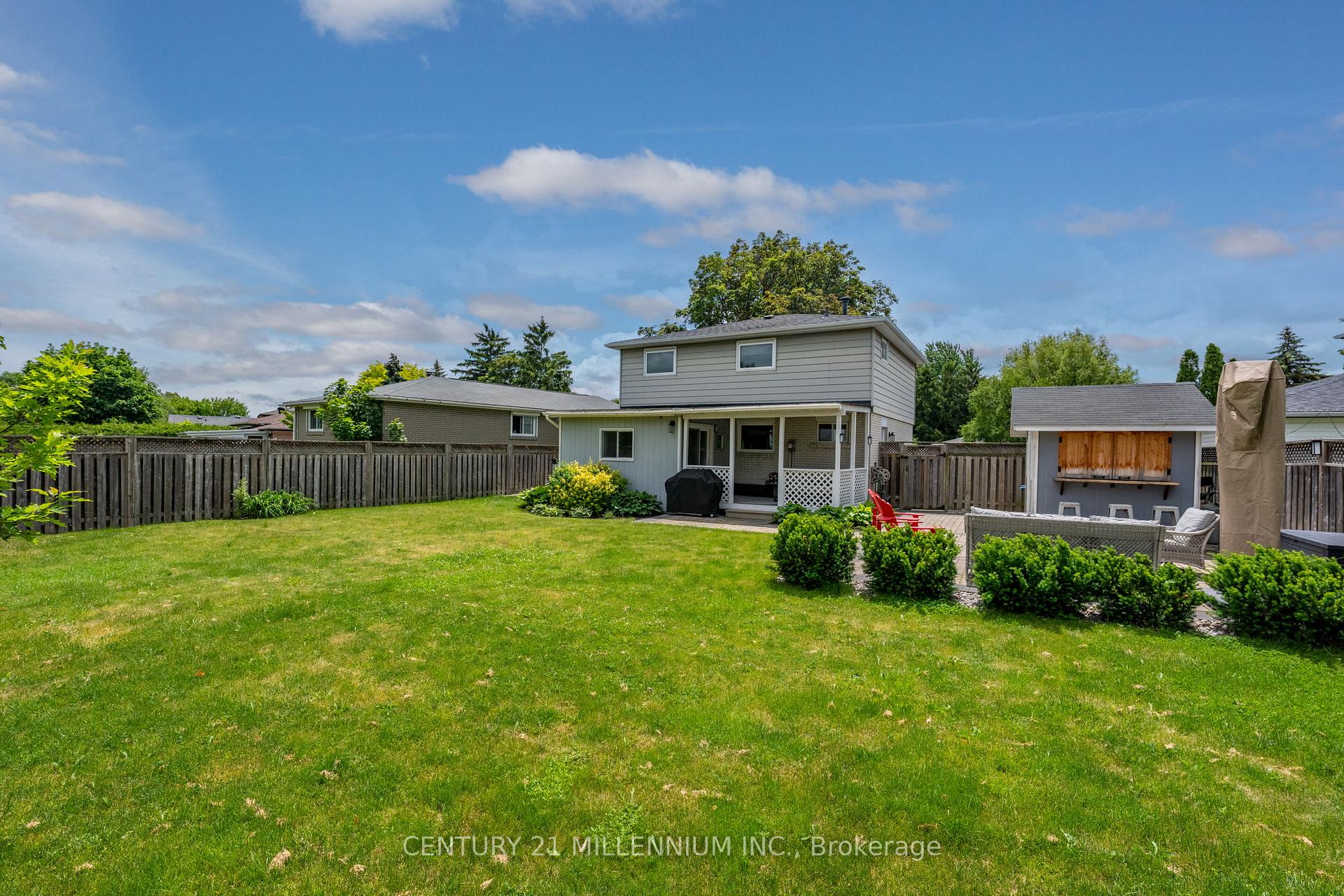 Photo 37 of 46 Dunblaine Crescent, Brampton, Southgate — HOMEH