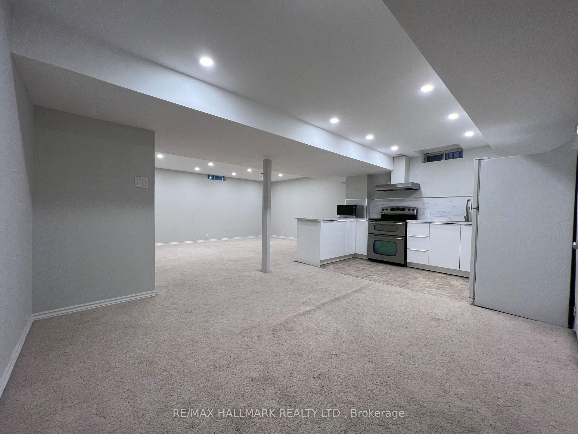 Photo 4 of 86 Verdi Road, Richmond Hill, Oak Ridges — HOMEH