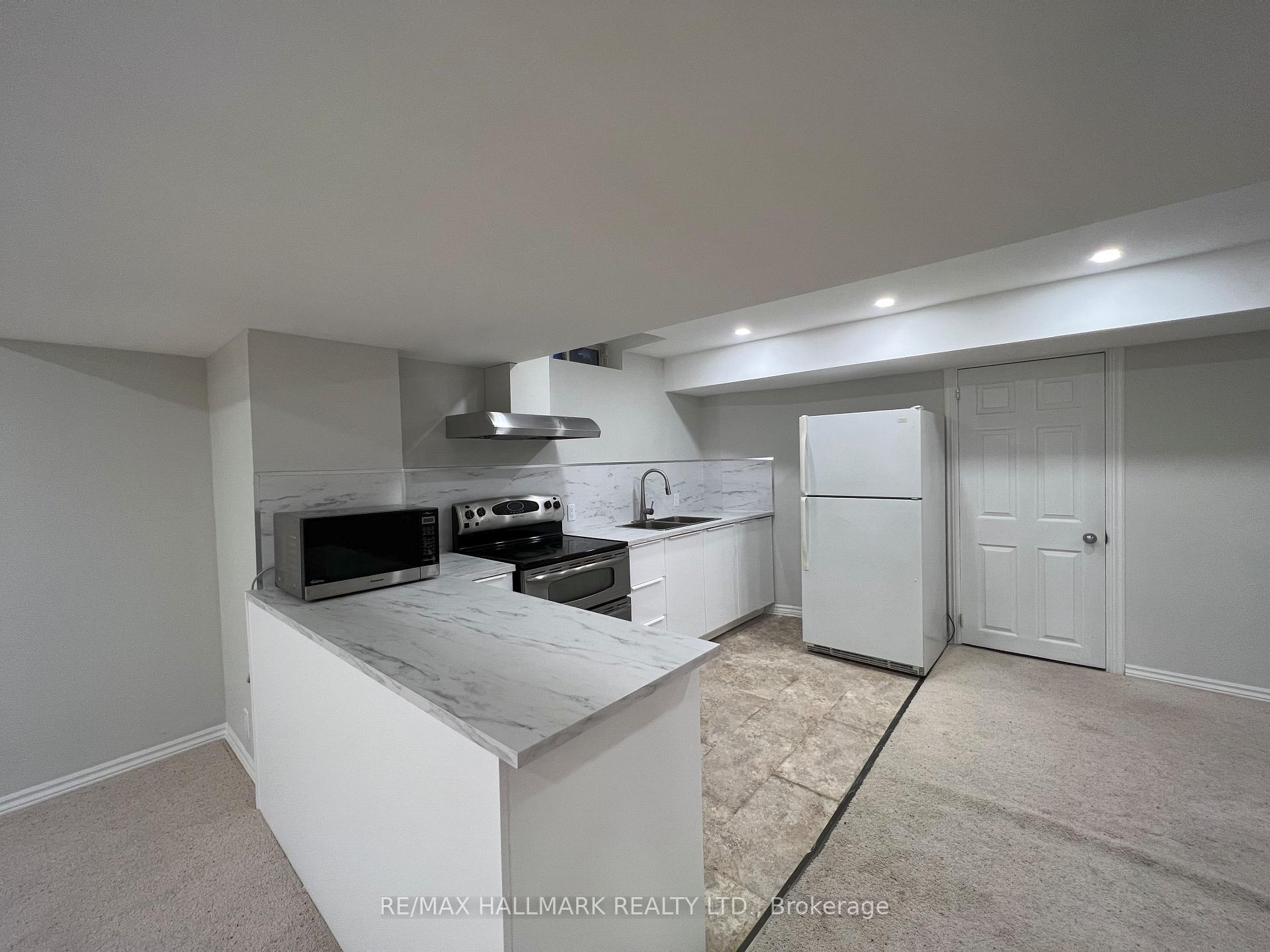 Photo 6 of 86 Verdi Road, Richmond Hill, Oak Ridges — HOMEH