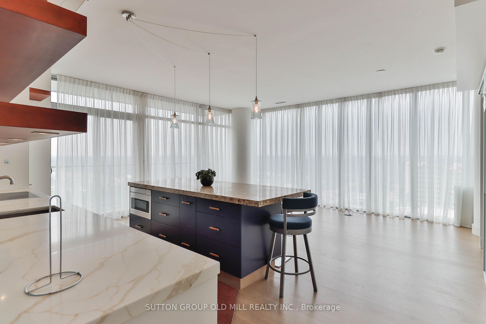 Photo 6 of Unit 2110, 105 The Queensway, Toronto, High Park-Swansea — HOMEH