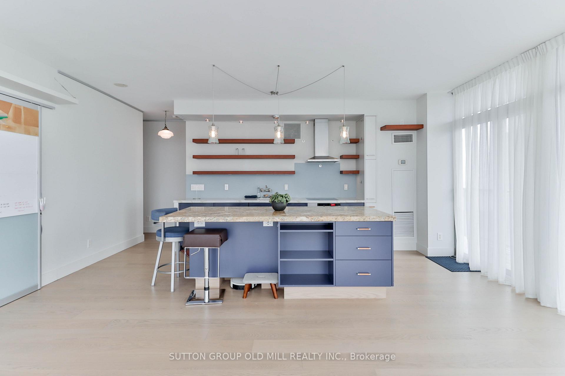 Photo 8 of Unit 2110, 105 The Queensway, Toronto, High Park-Swansea — HOMEH