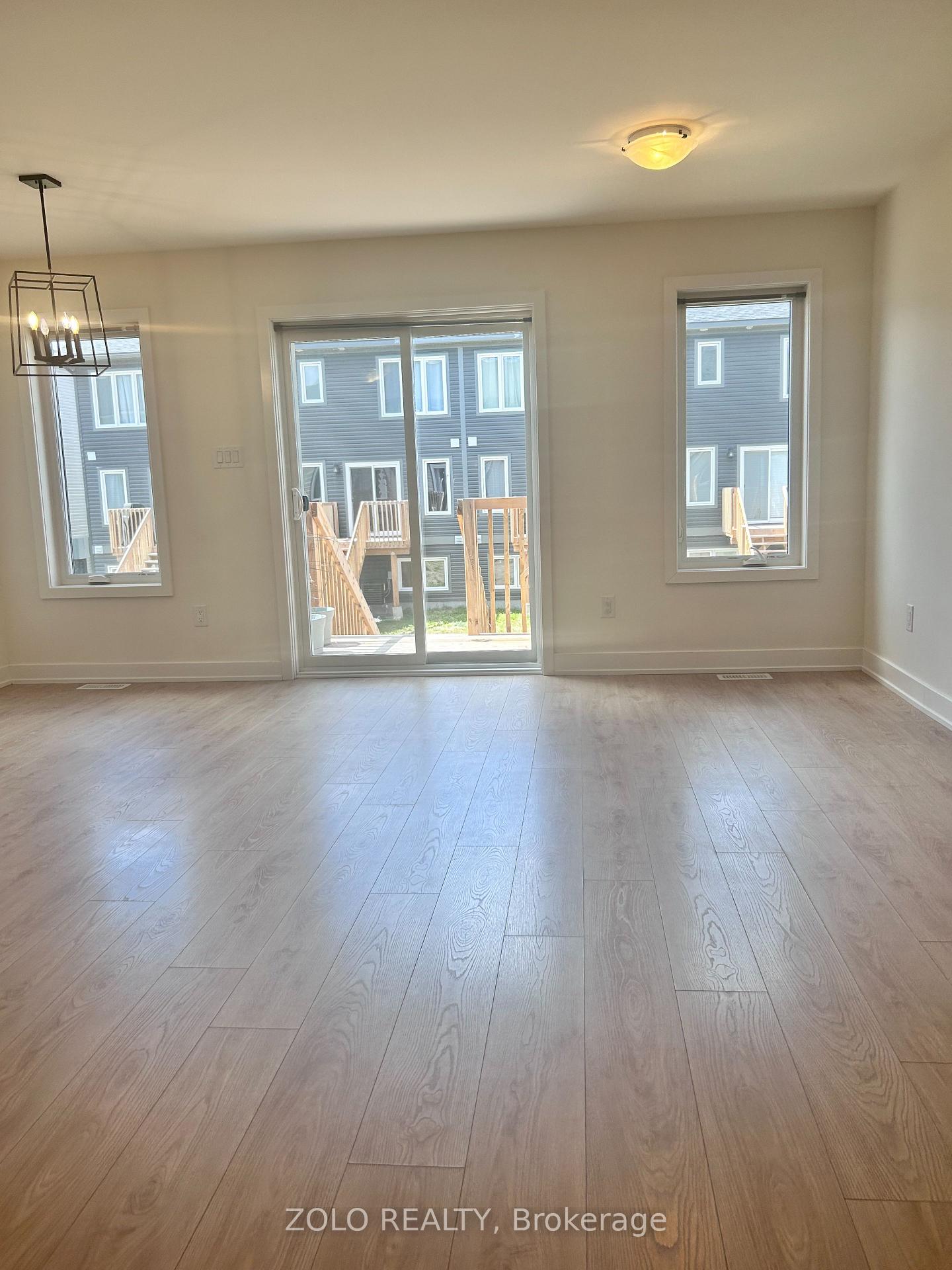 Photo 10 of 67 Whitcomb Crescent, Smiths Falls, Smiths Falls — HOMEH