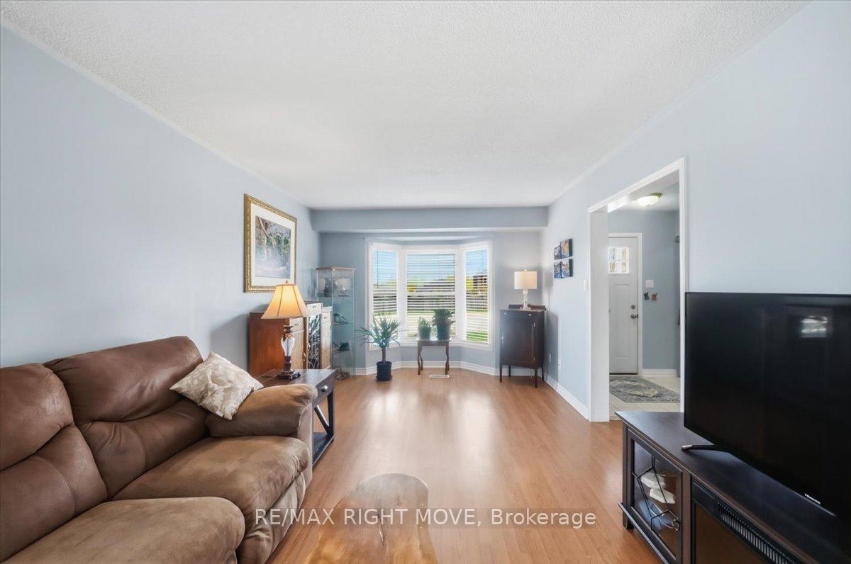 Photo 23 of 470 st vincent Street, Barrie, Cundles East — HOMEH