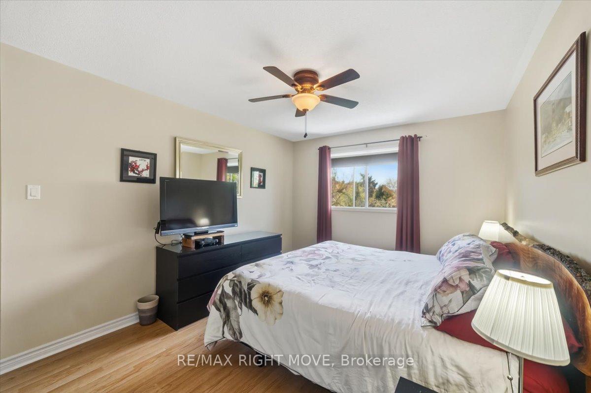 Photo 39 of 470 st vincent Street, Barrie, Cundles East — HOMEH