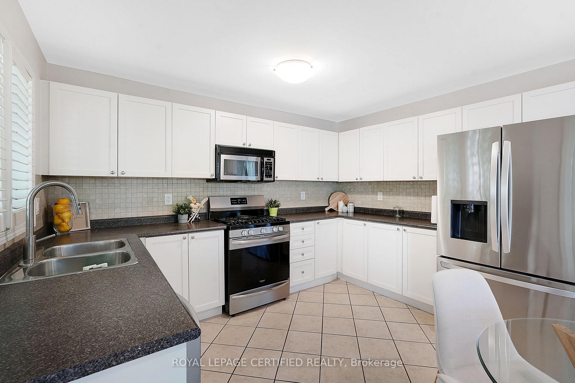 Photo 16 of 1662 Clark Boulevard, Milton, Beaty — HOMEH