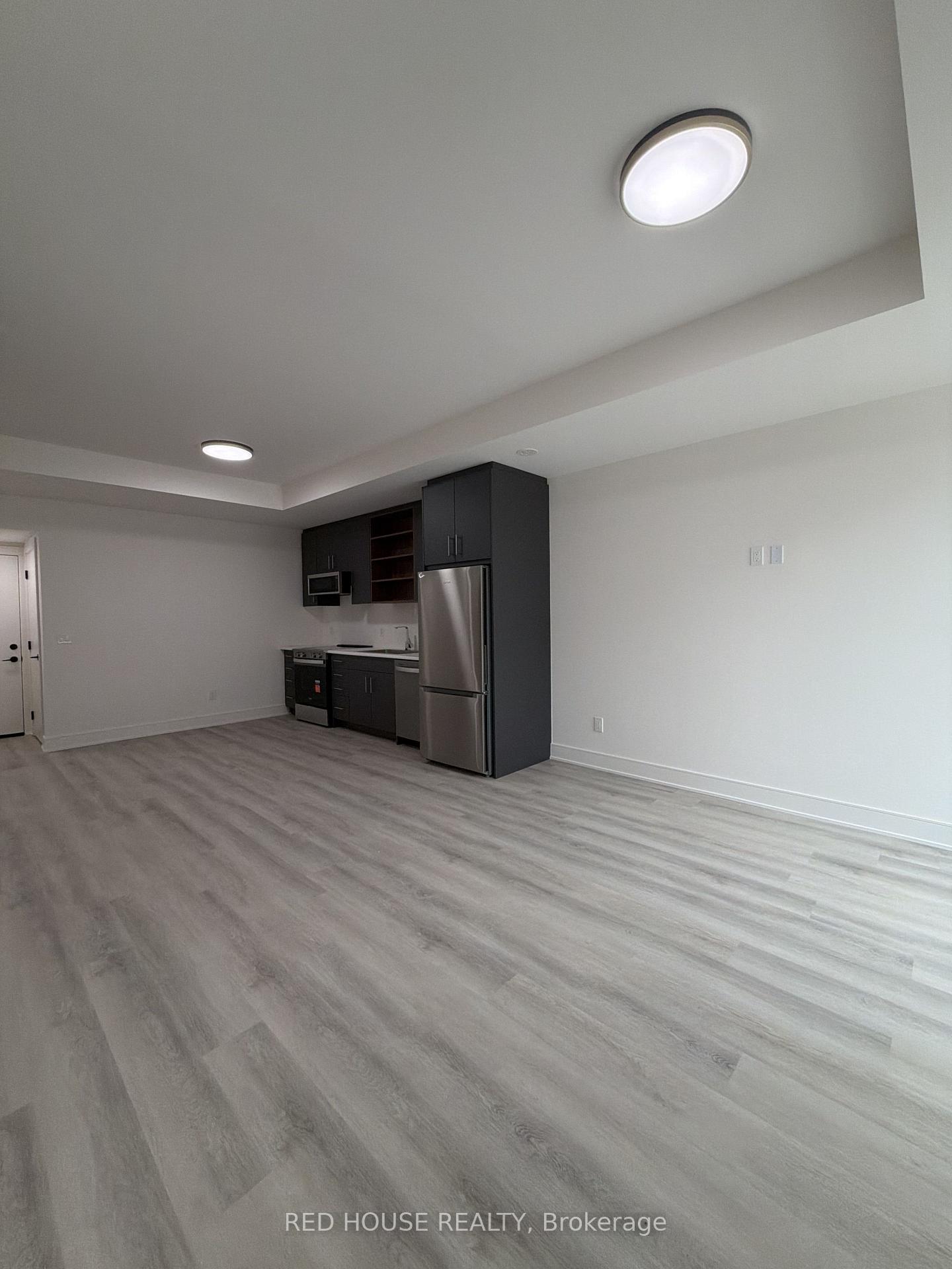 Photo 3 of 163 Everett Common, St. Catharines, Oakdale — HOMEH