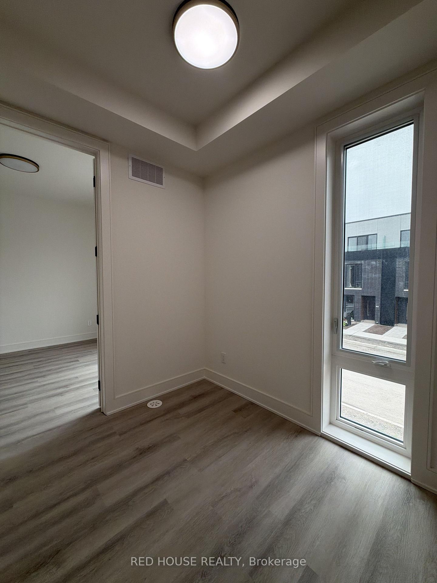 Photo 10 of 163 Everett Common, St. Catharines, Oakdale — HOMEH