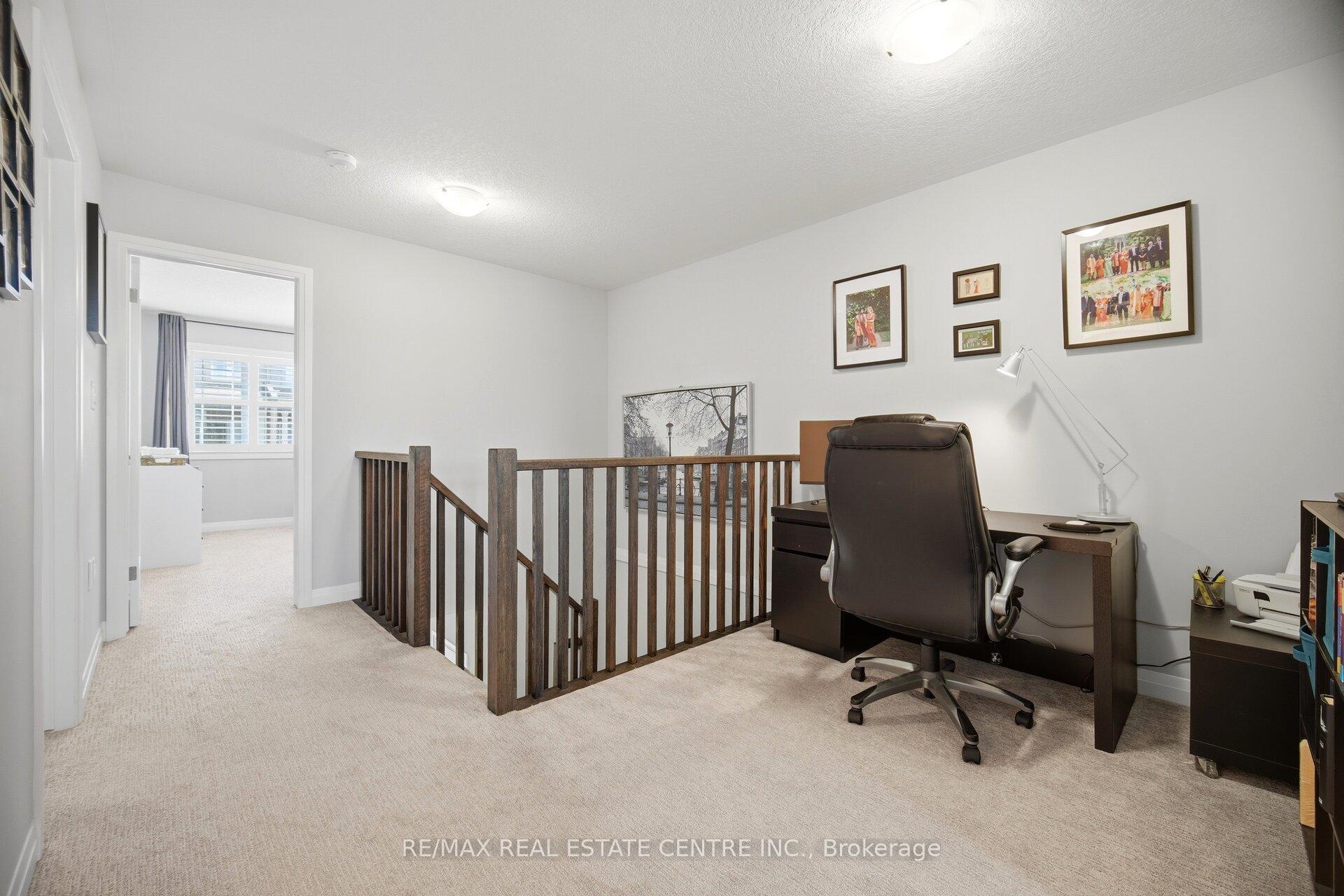 Photo 25 of 4 Laguna Village Crescent, Hamilton, Rural Glanbrook — HOMEH