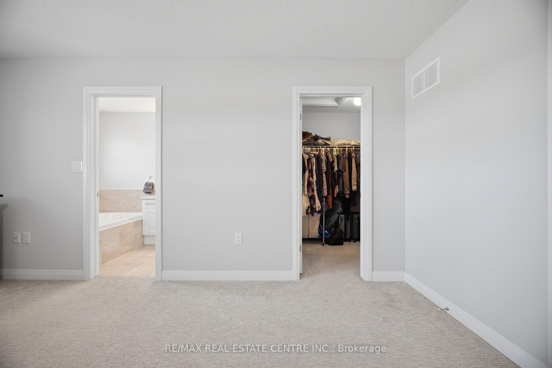 Photo 34 of 4 Laguna Village Crescent, Hamilton, Rural Glanbrook — HOMEH
