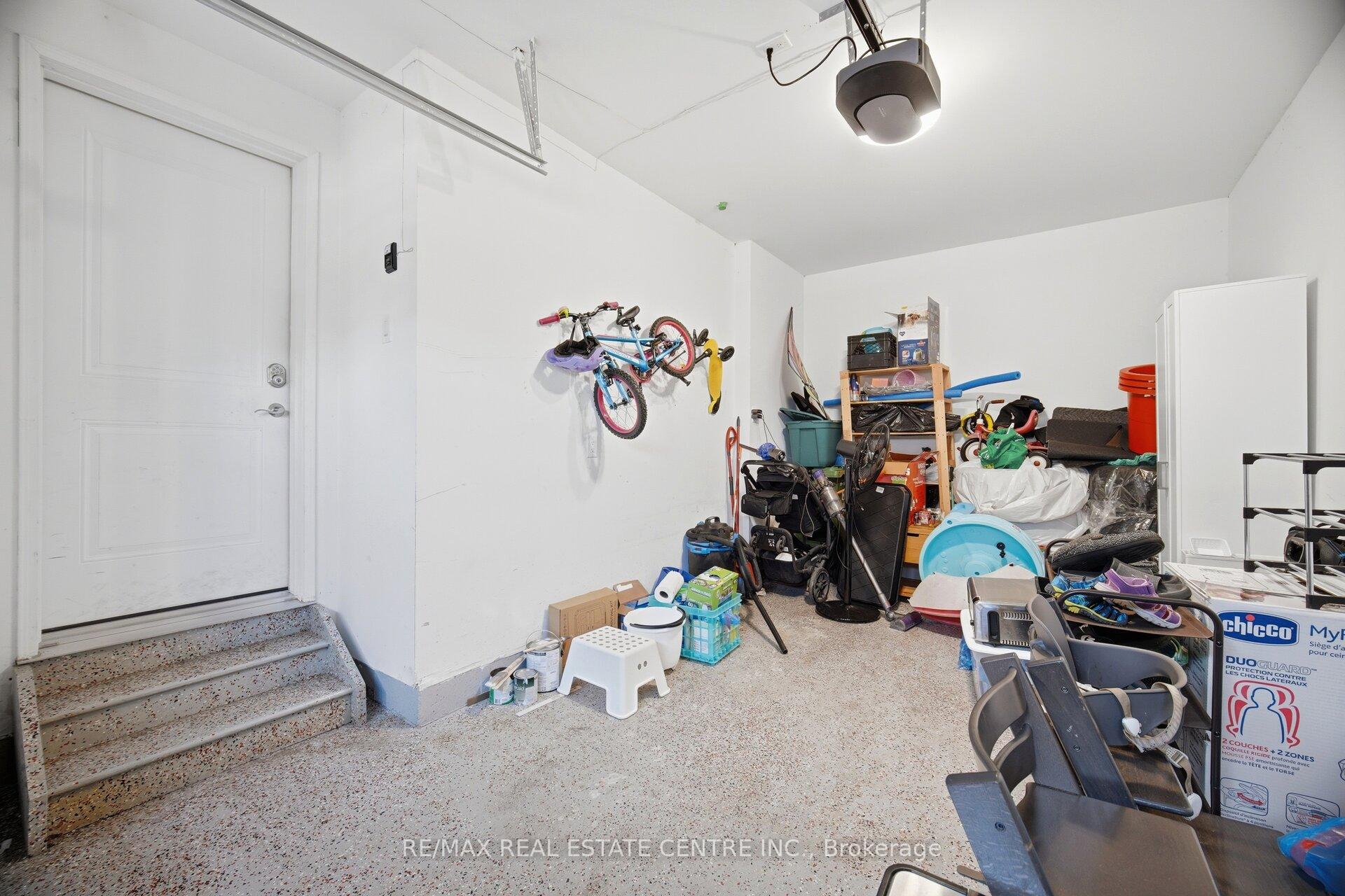 Photo 46 of 4 Laguna Village Crescent, Hamilton, Rural Glanbrook — HOMEH