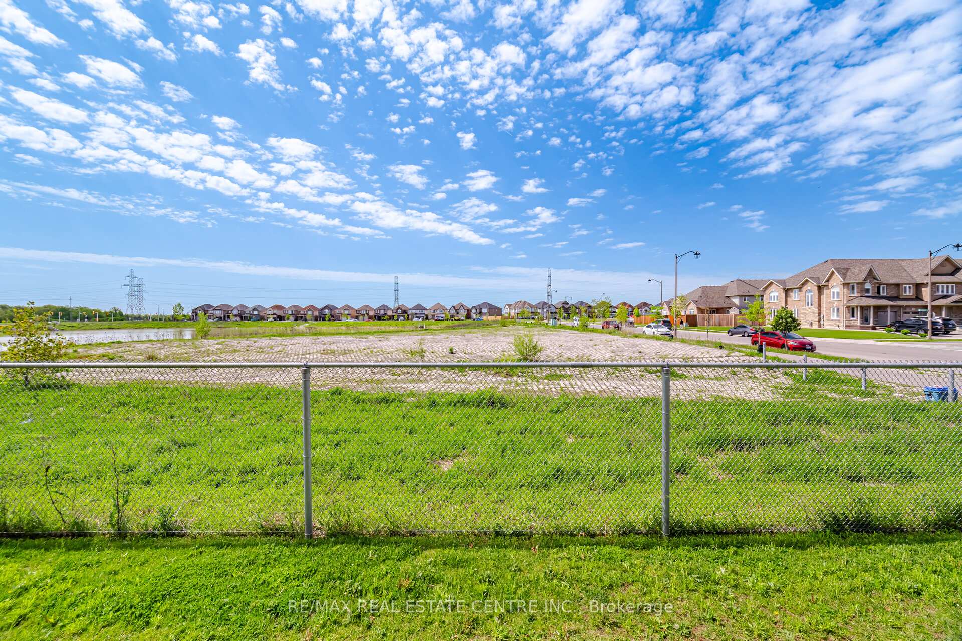 Photo 49 of 4 Laguna Village Crescent, Hamilton, Rural Glanbrook — HOMEH