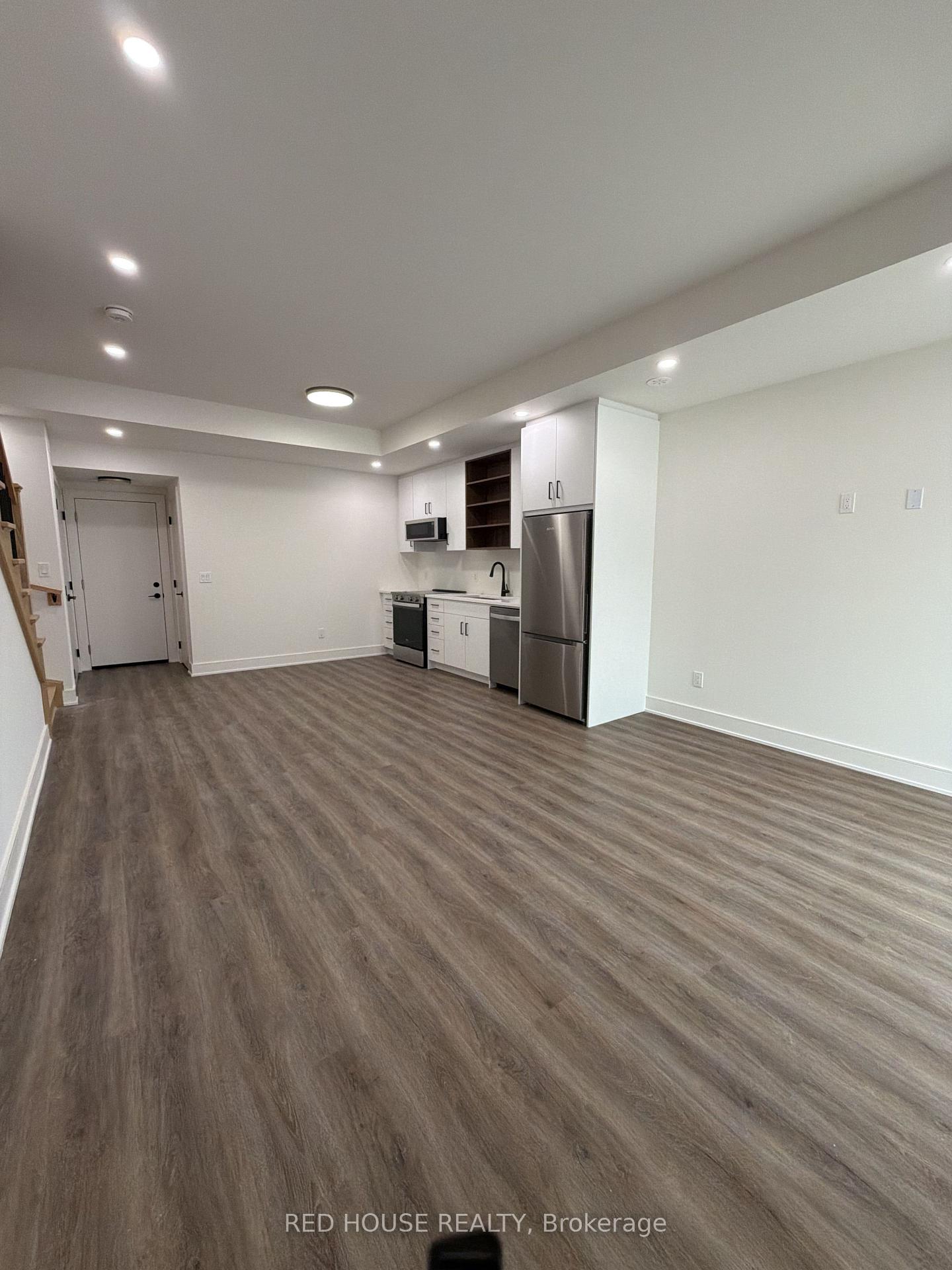 Photo 3 of 171 Everett Common, St. Catharines, Oakdale — HOMEH